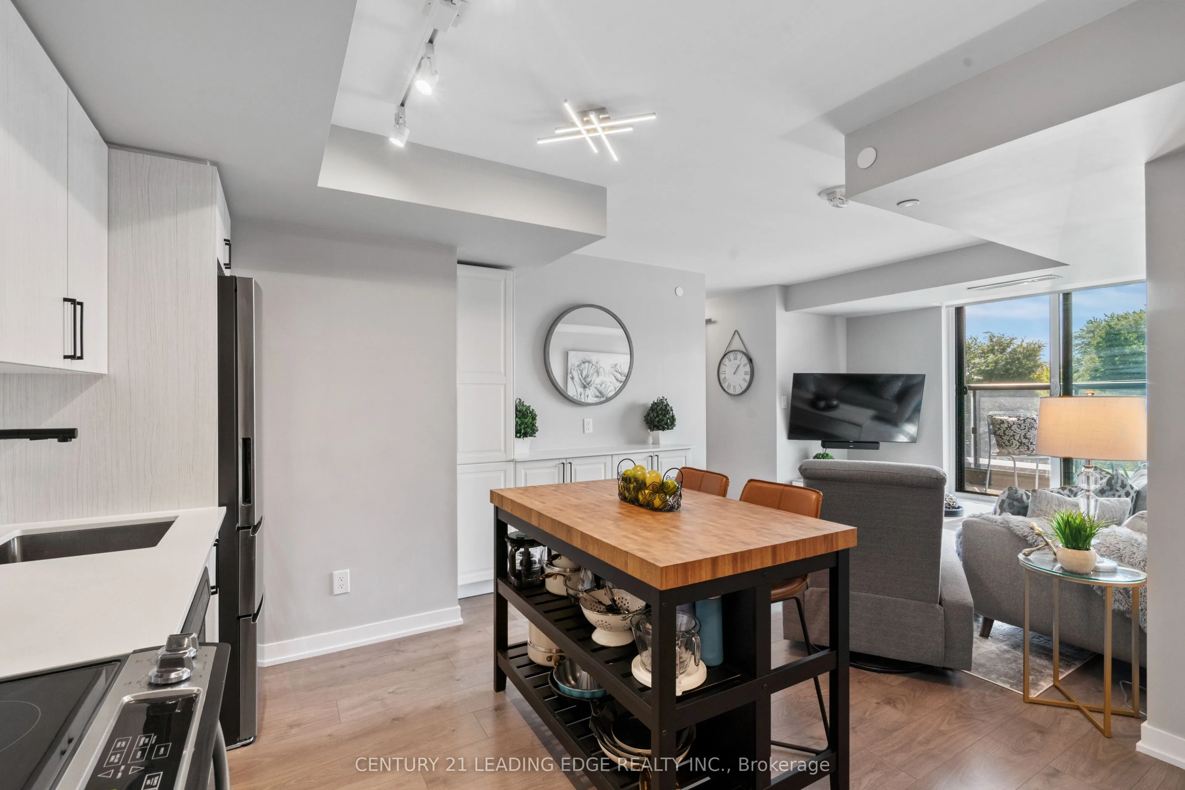 1401 O'Connor Drive, #207