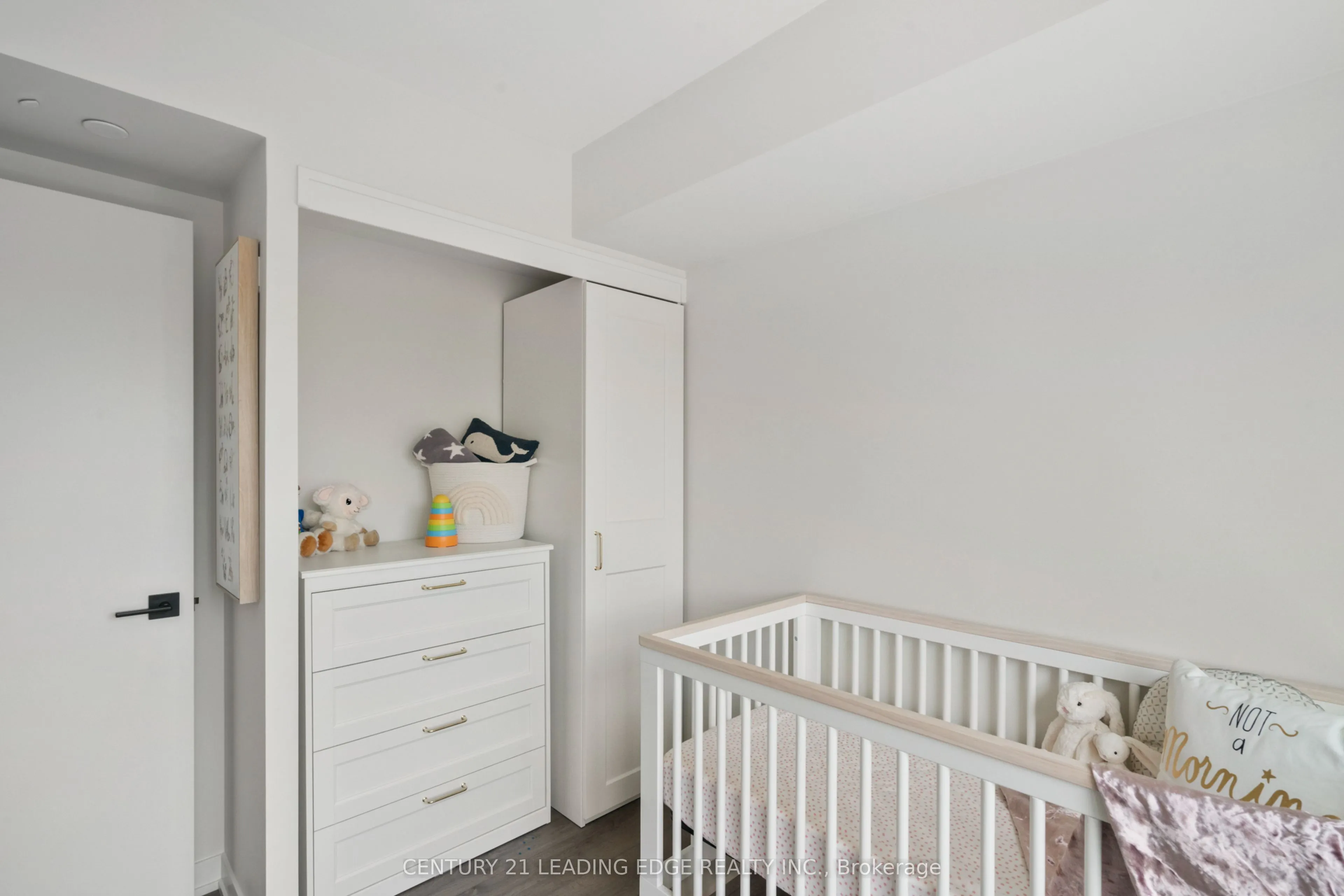 1401 O'Connor Drive, #207