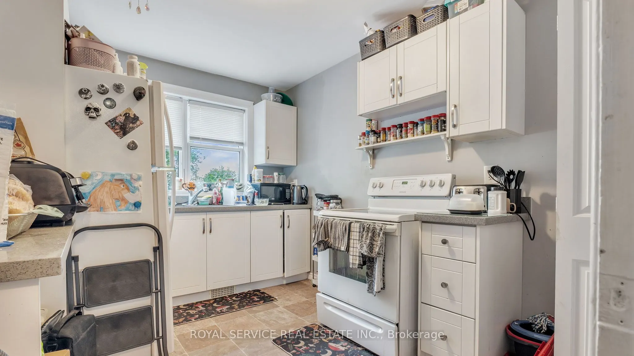 86 Park Road S