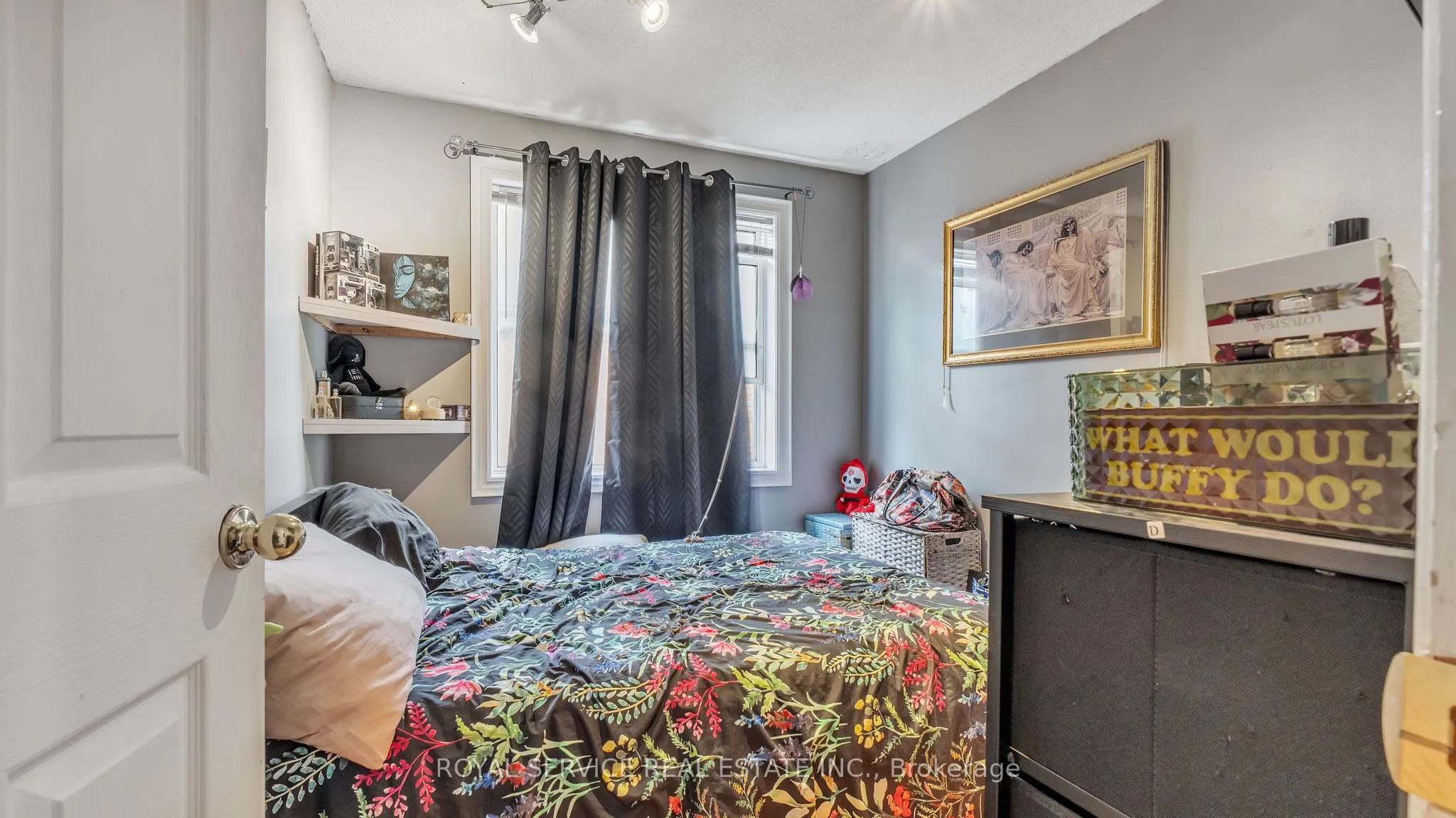 86 Park Road S