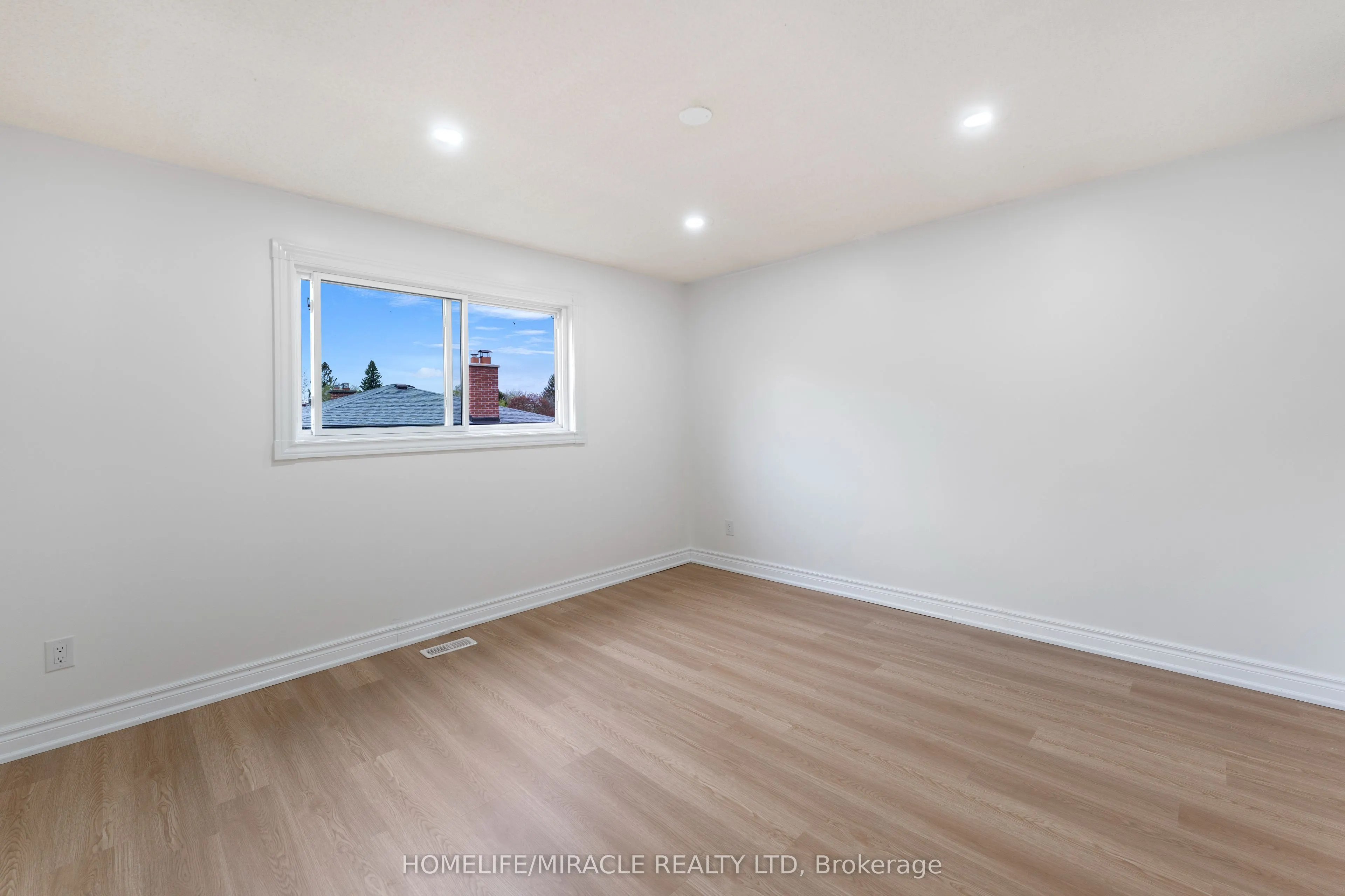 4 Greendowns Drive