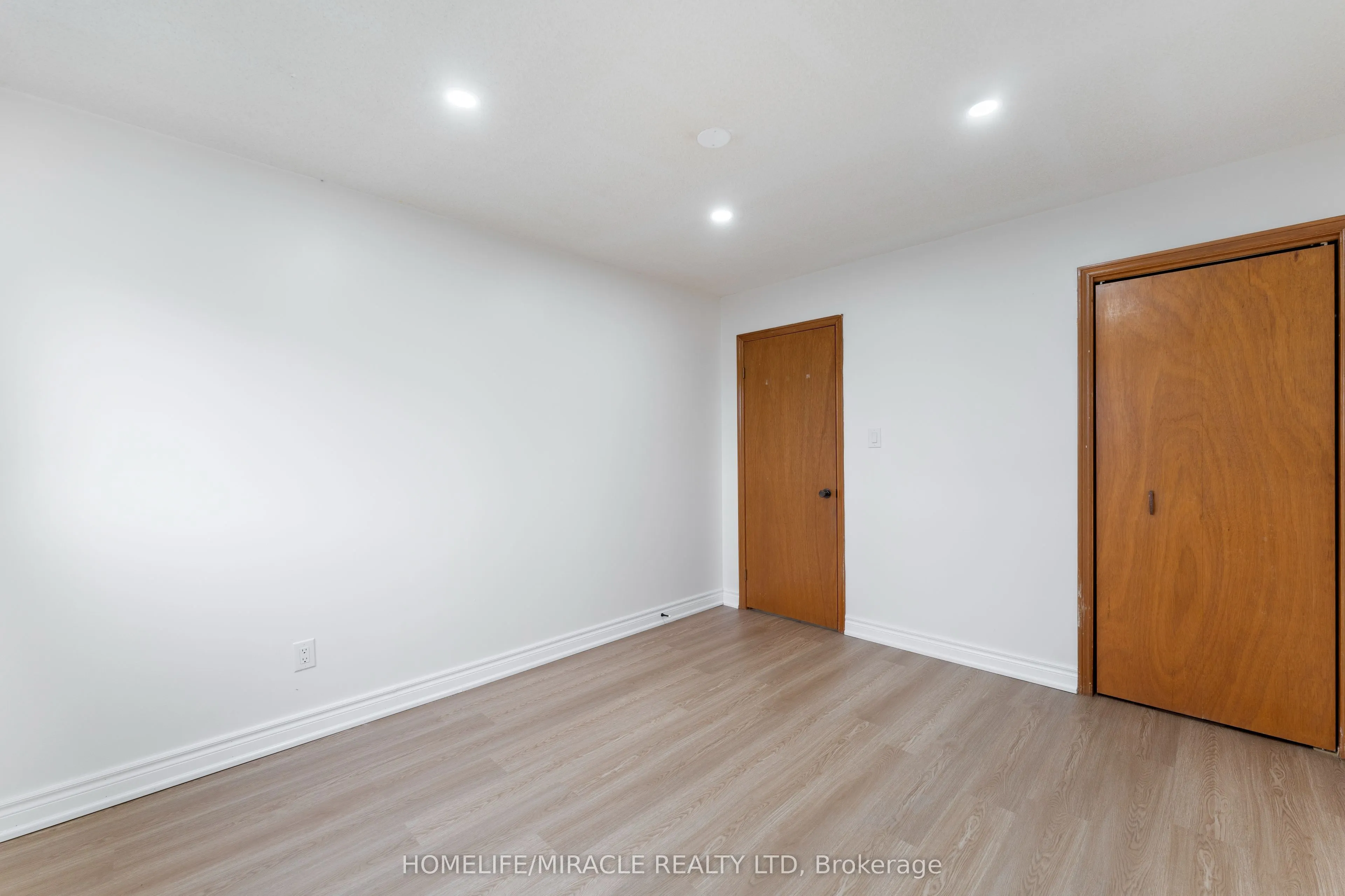 4 Greendowns Drive
