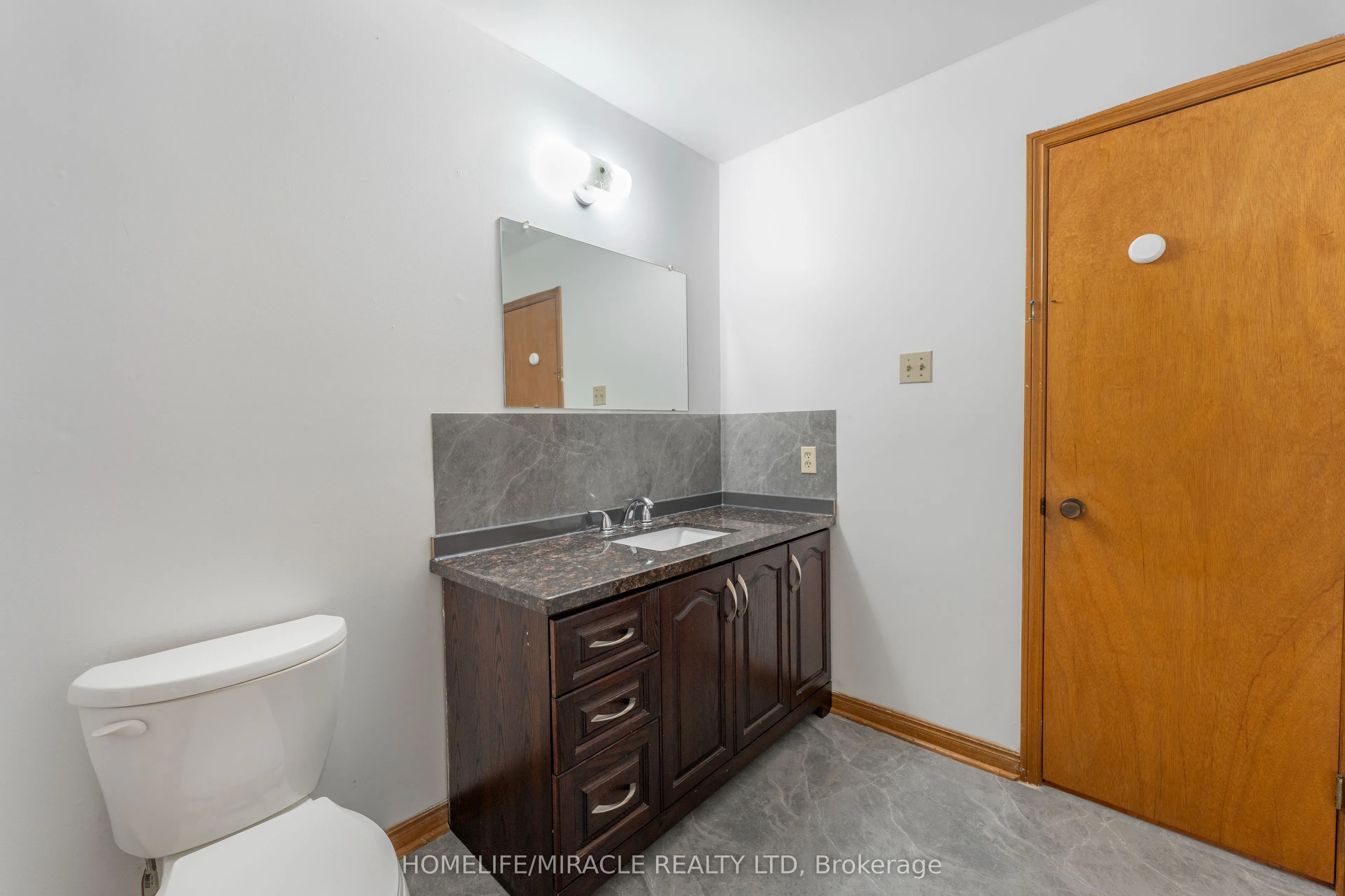 4 Greendowns Drive