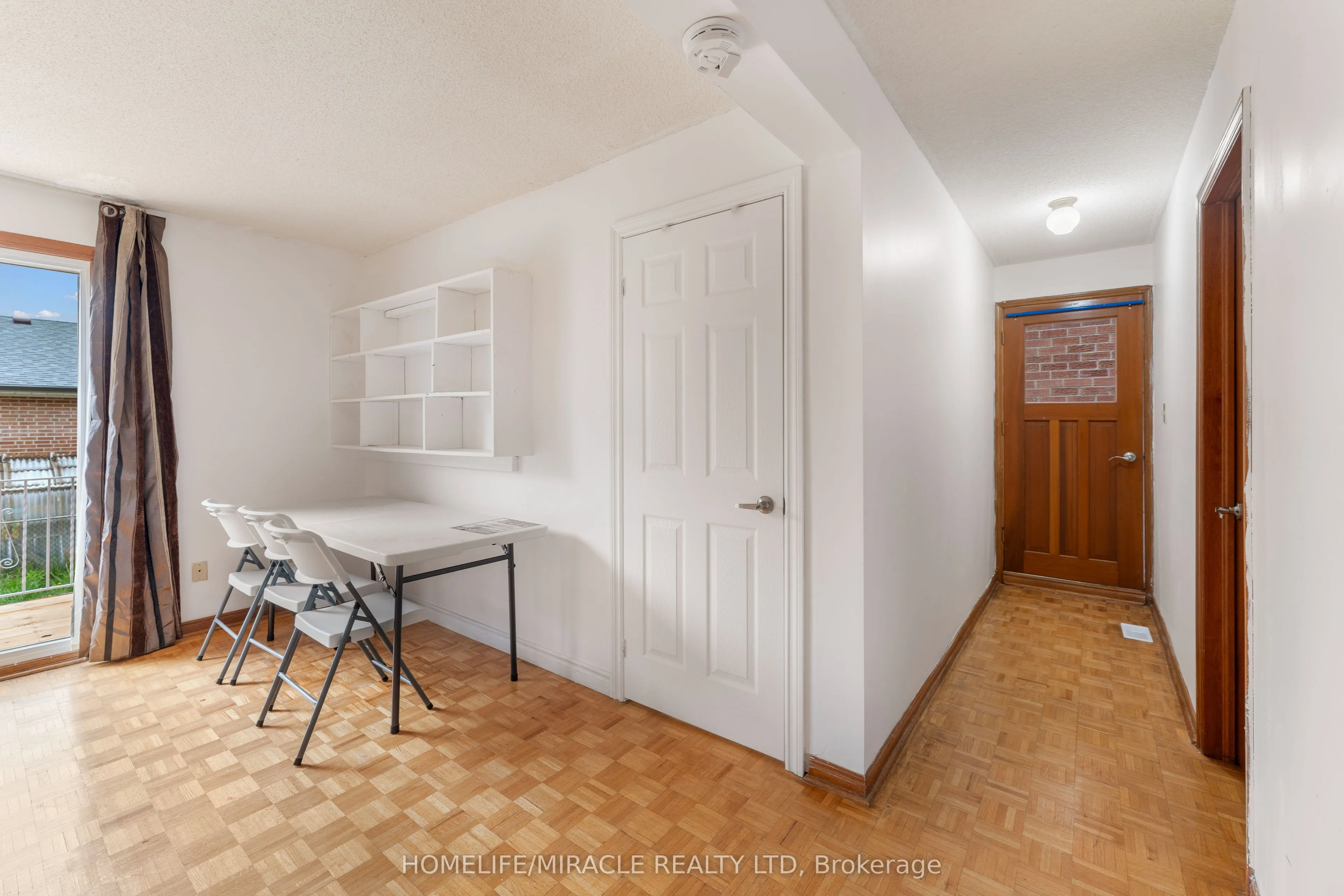 4 Greendowns Drive