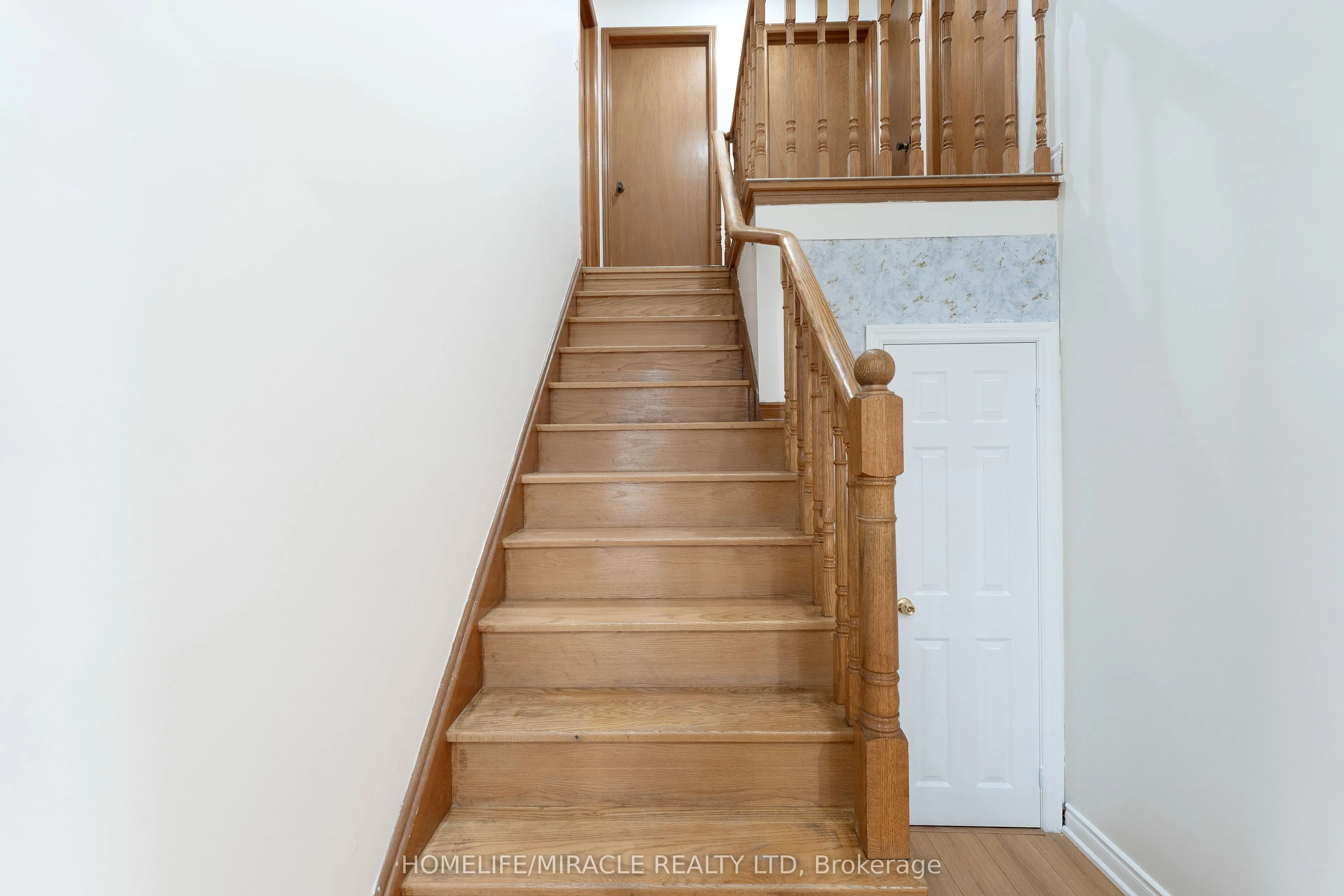 4 Greendowns Drive