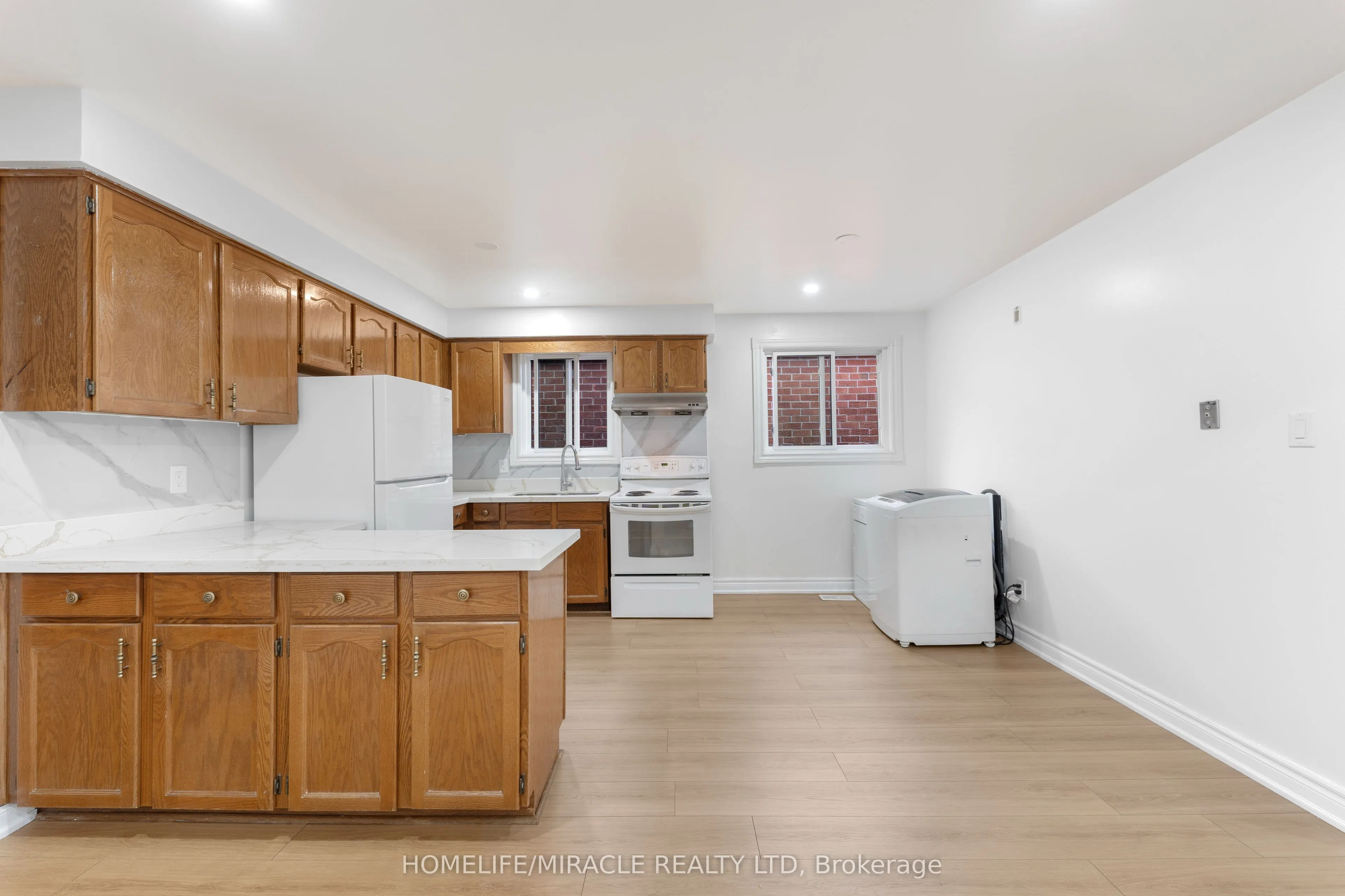 4 Greendowns Drive