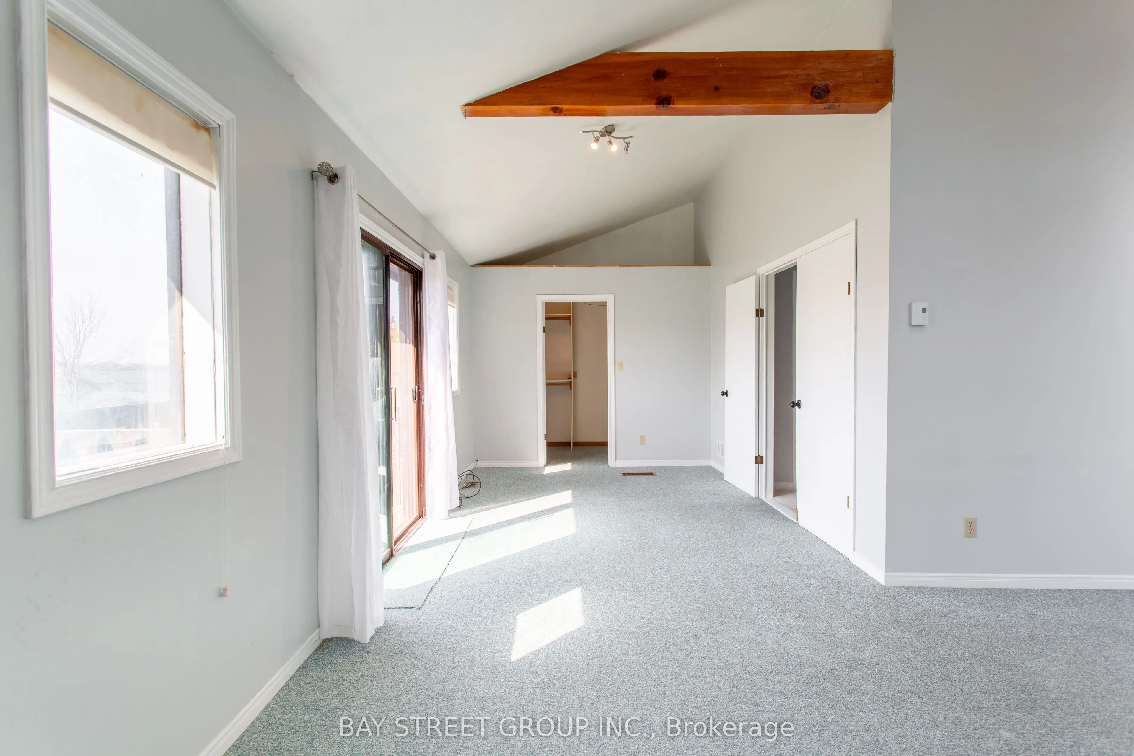 568 View Lake Road