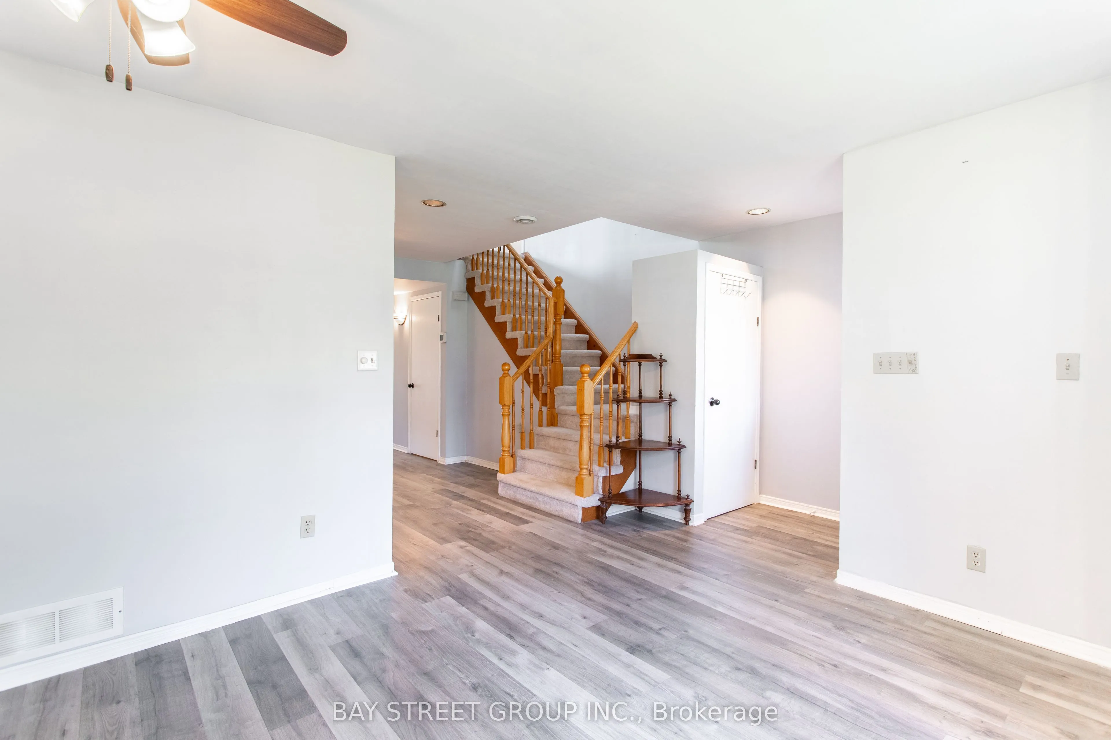 568 View Lake Road
