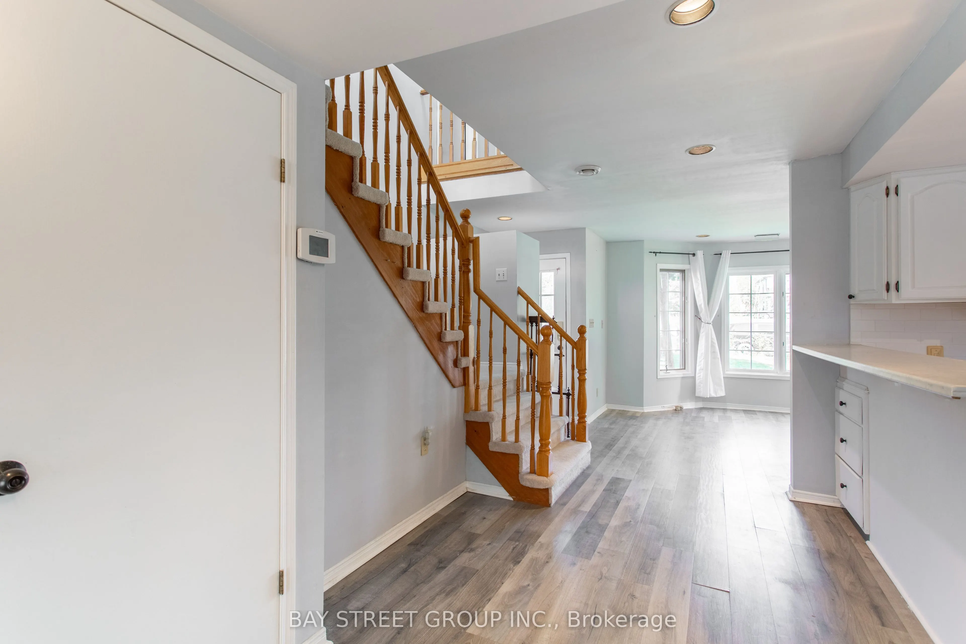 568 View Lake Road