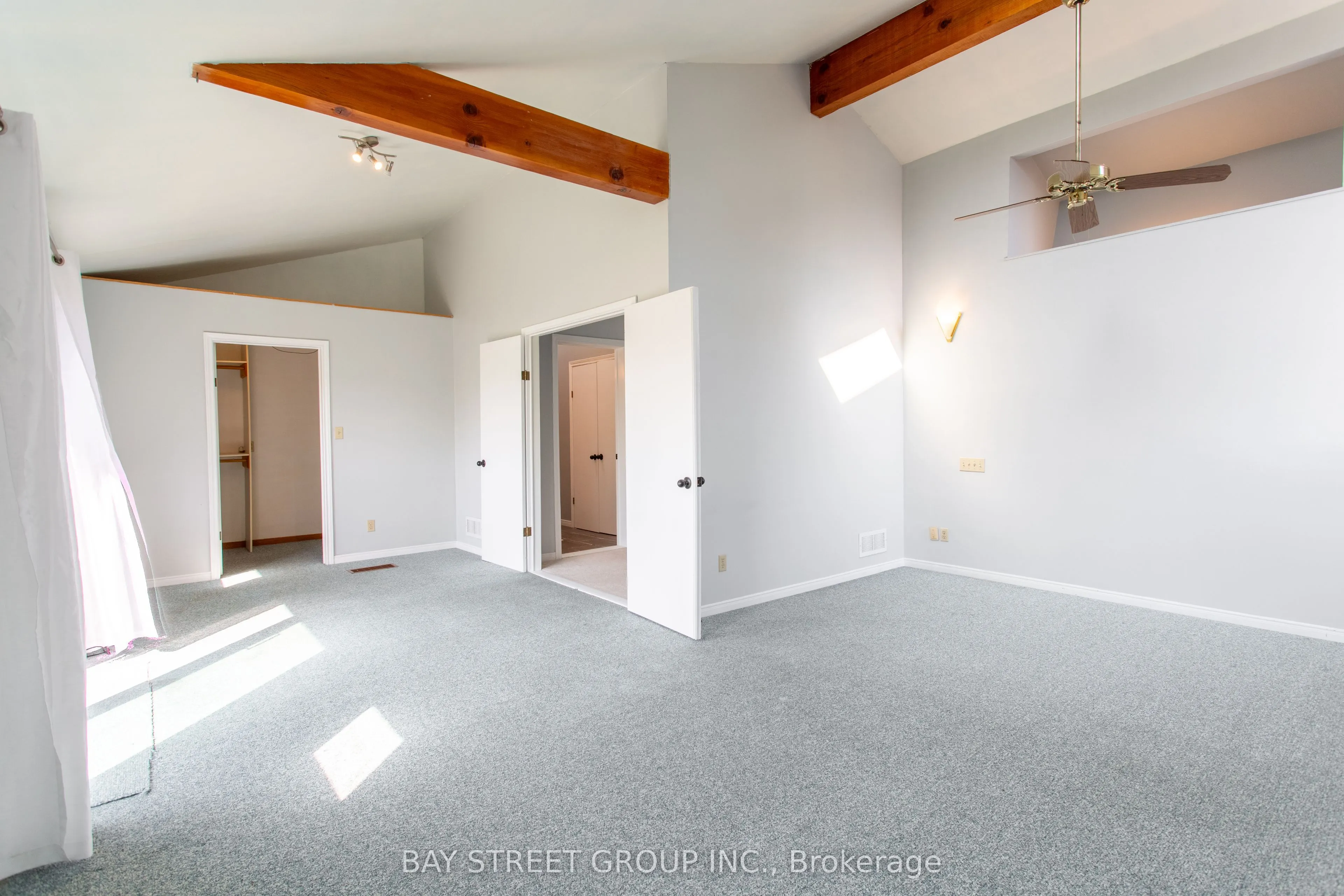 568 View Lake Road