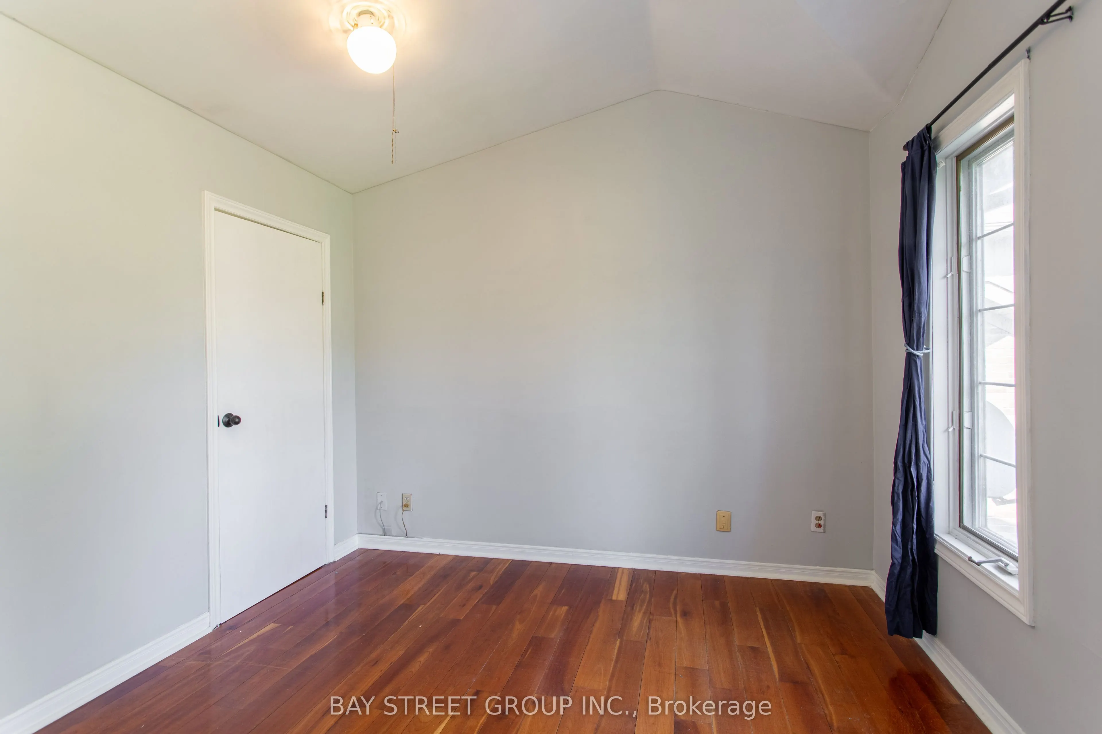 568 View Lake Road