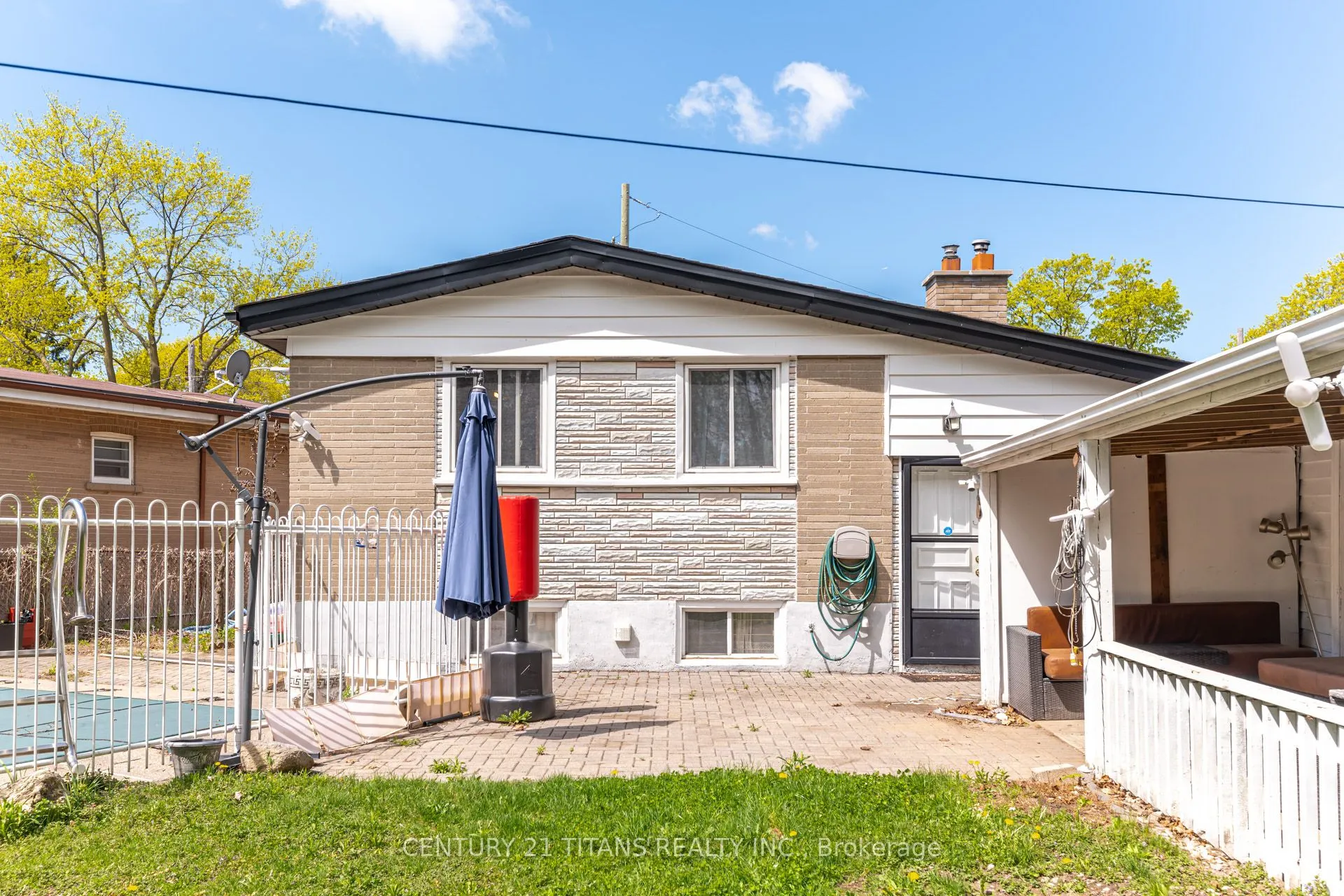 20 Benadair Court
