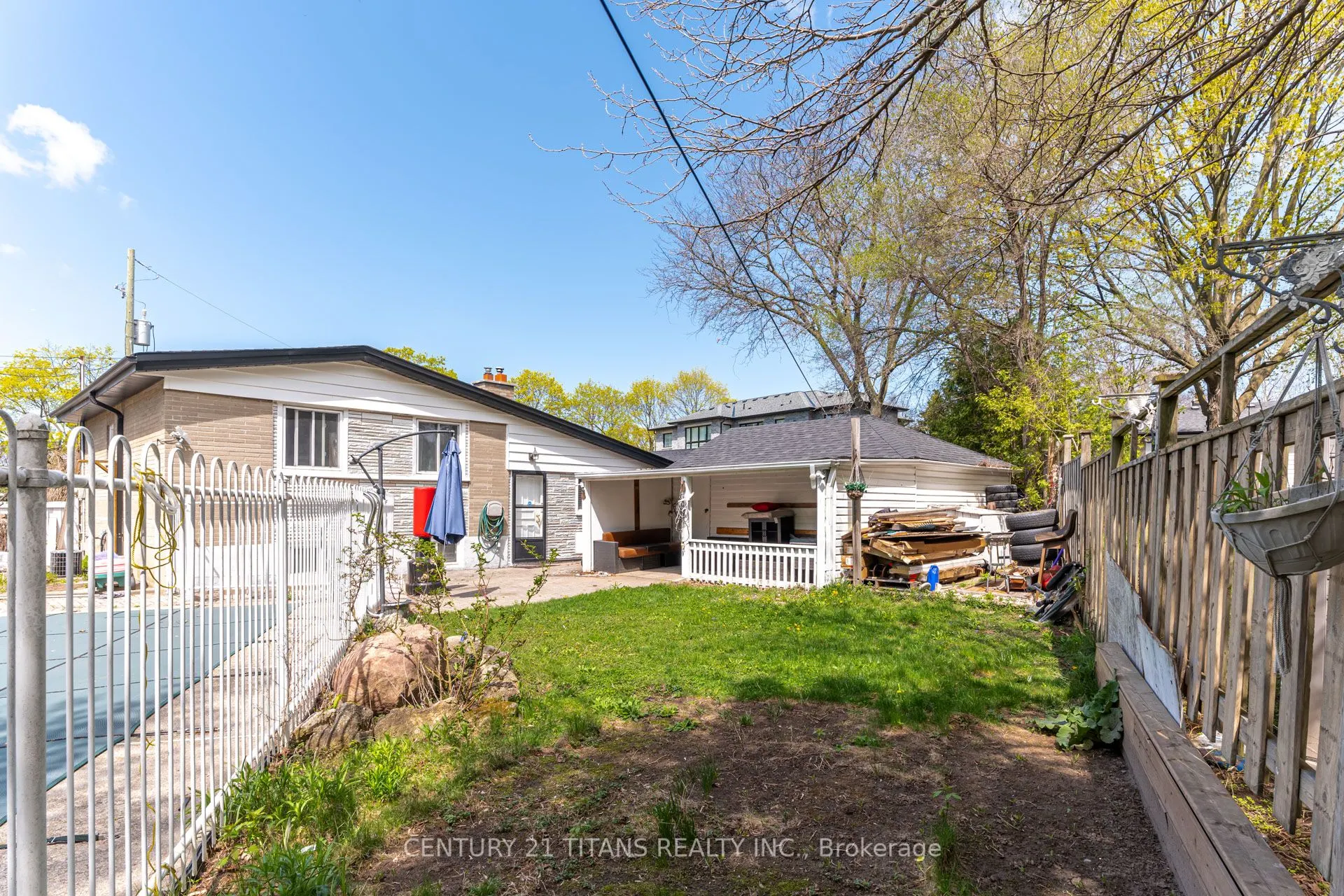 20 Benadair Court