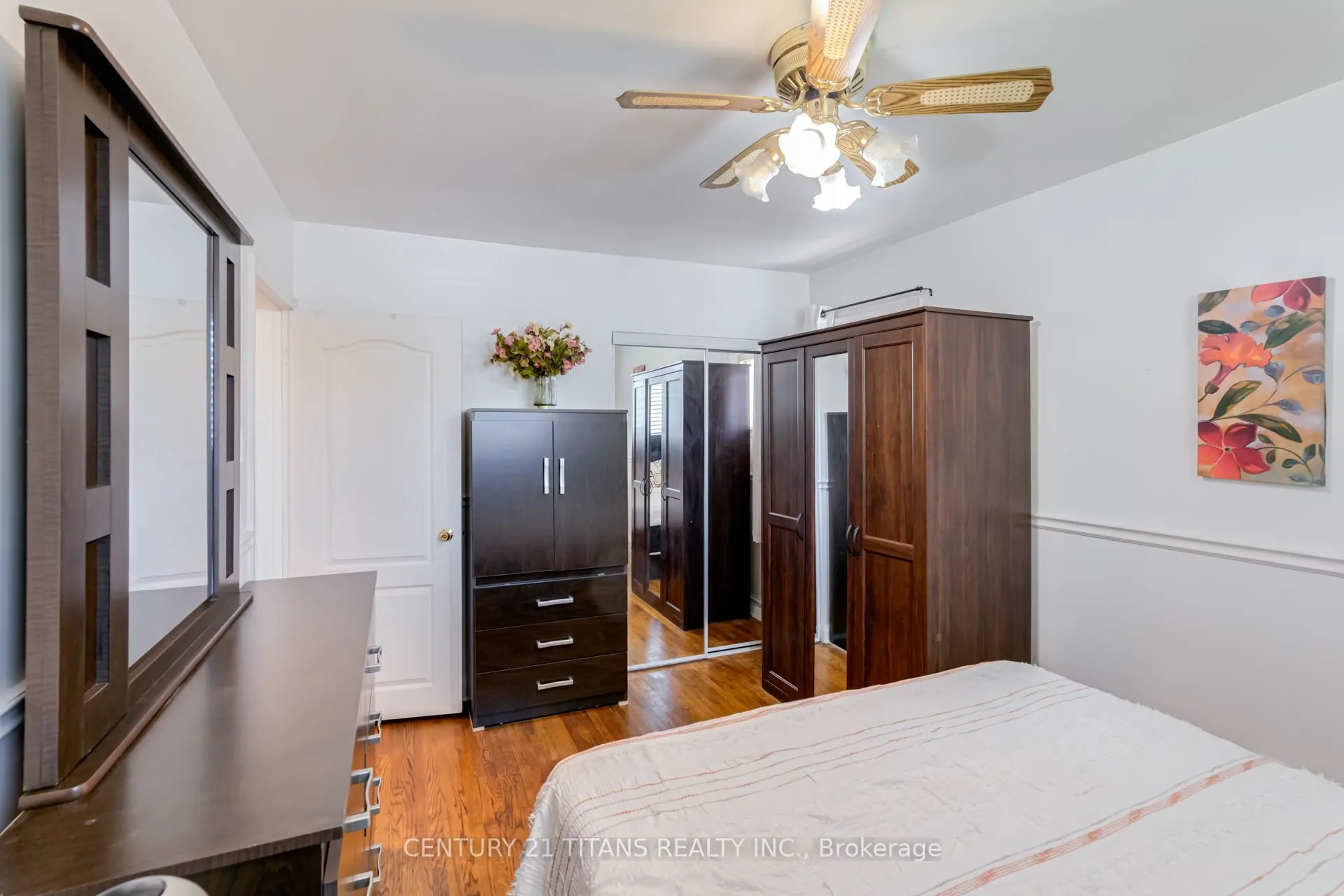 20 Benadair Court