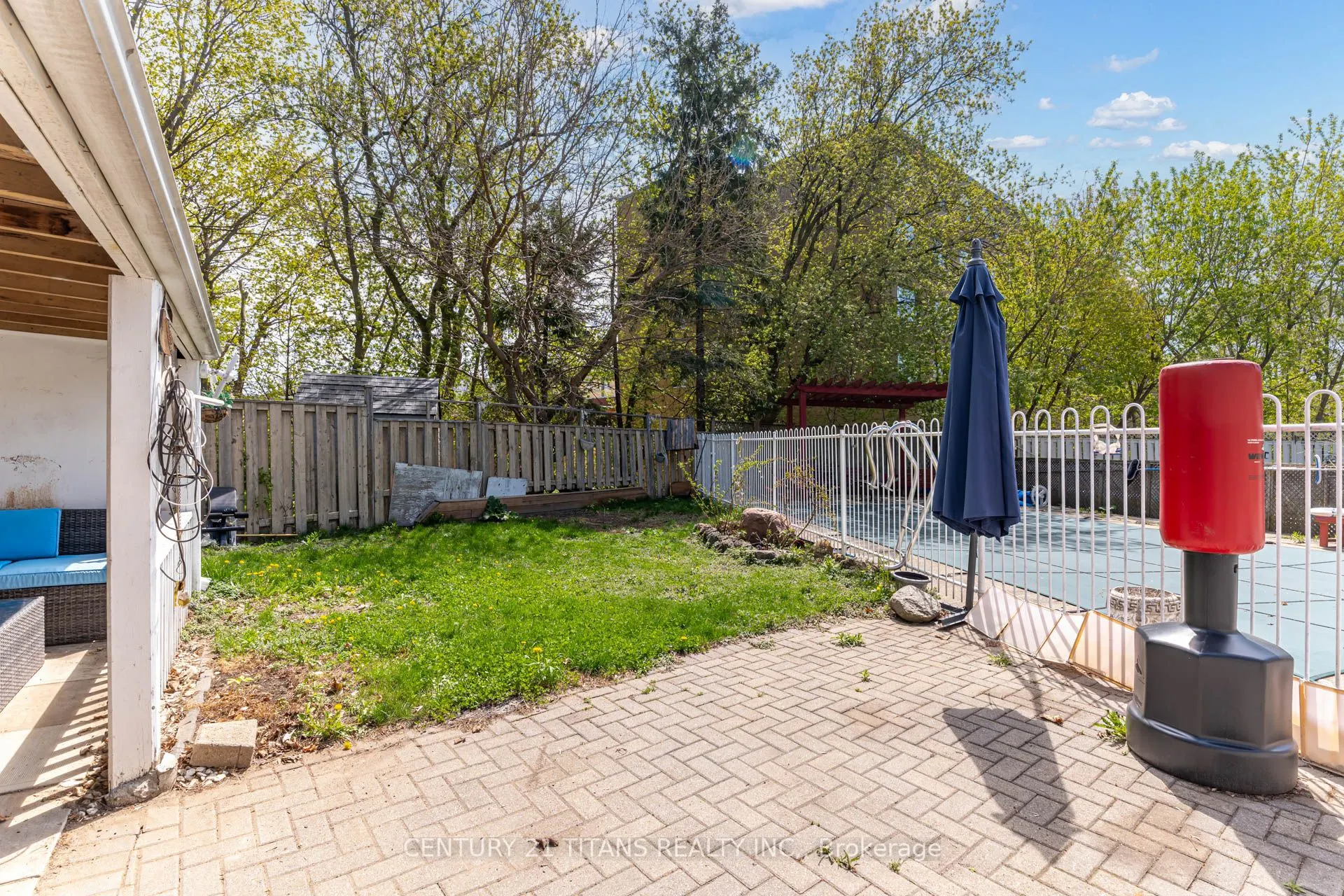 20 Benadair Court