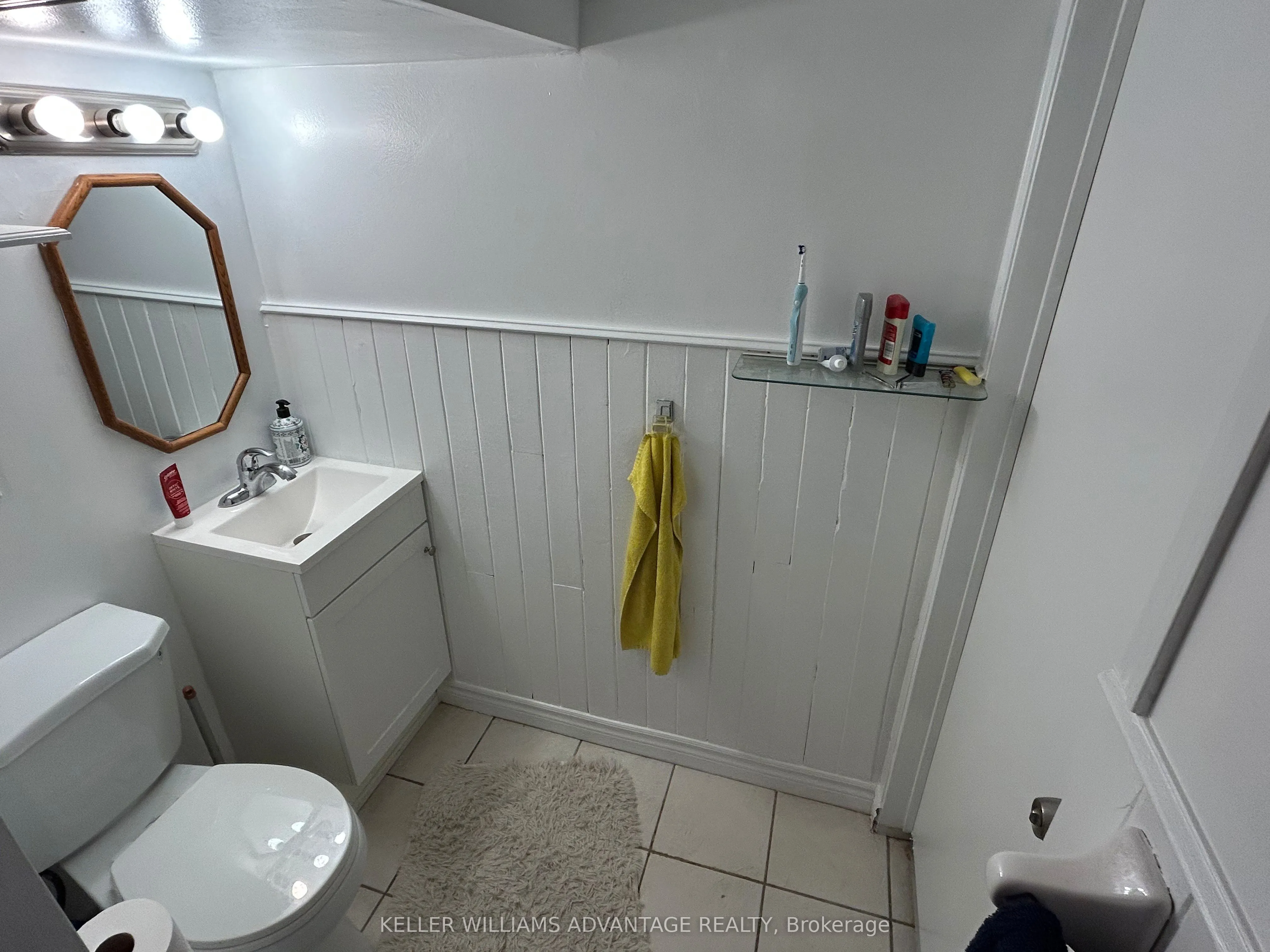 350 Sammon Avenue, #Lower
