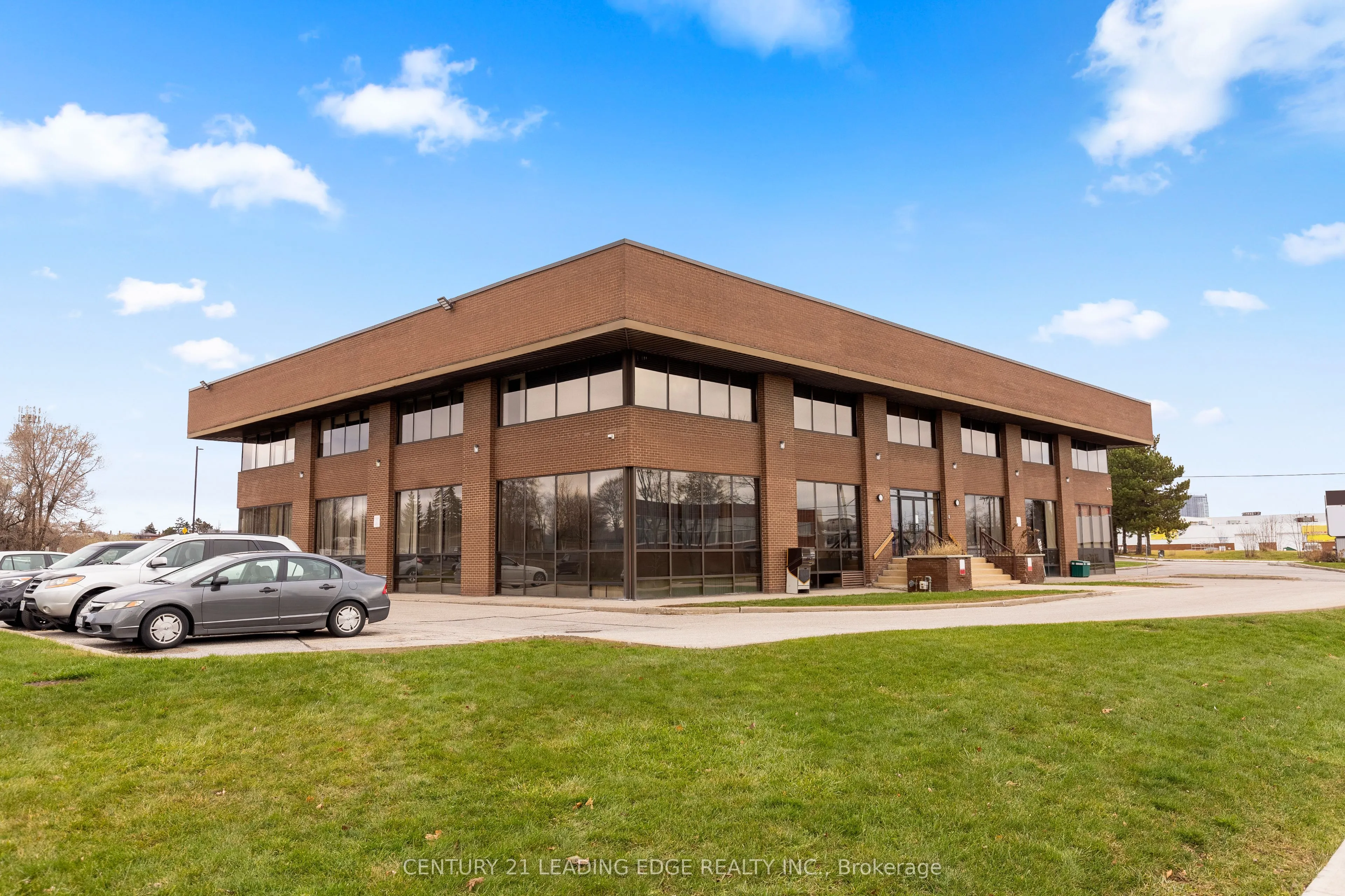 1645 Warden Avenue, #201