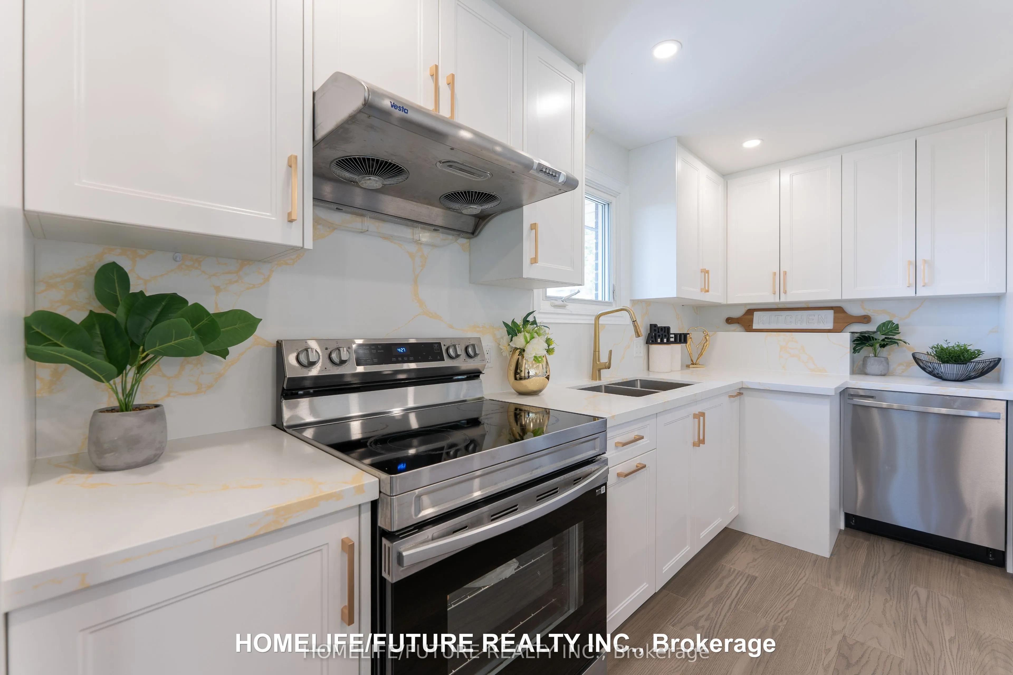 159 Claymore Crescent