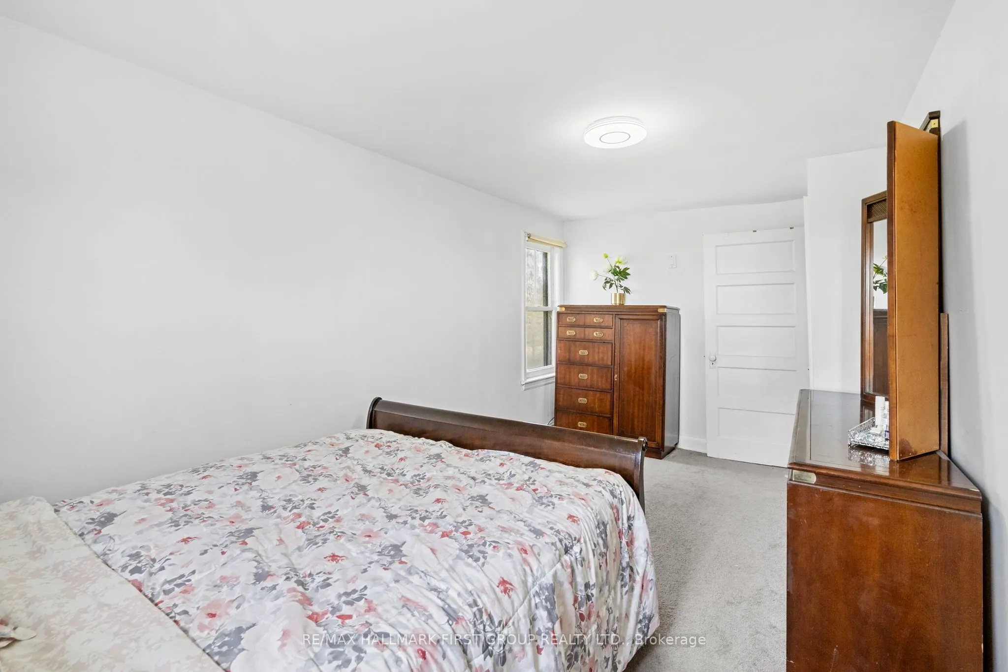 10239 Cochrane Road