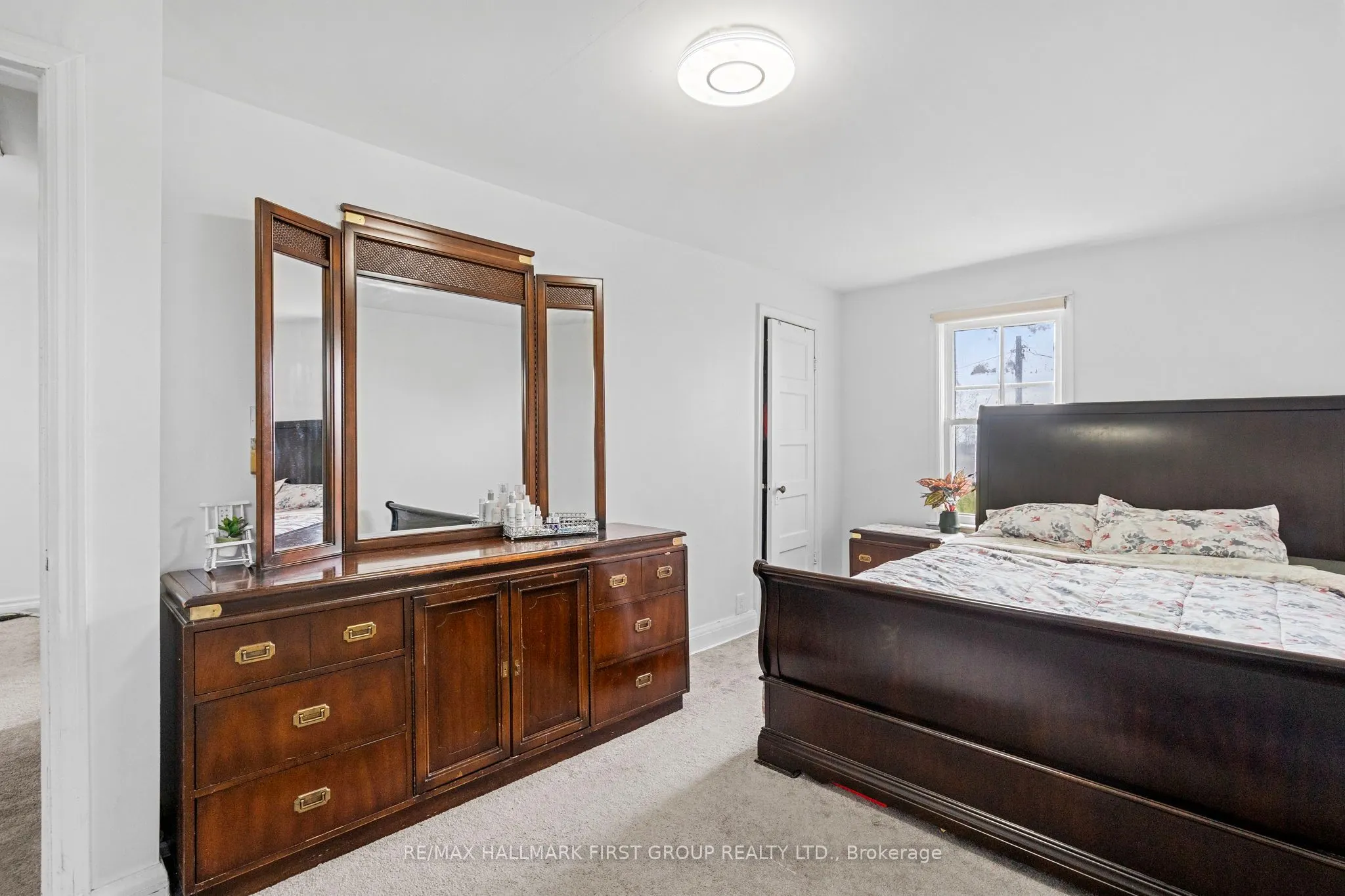 10239 Cochrane Road
