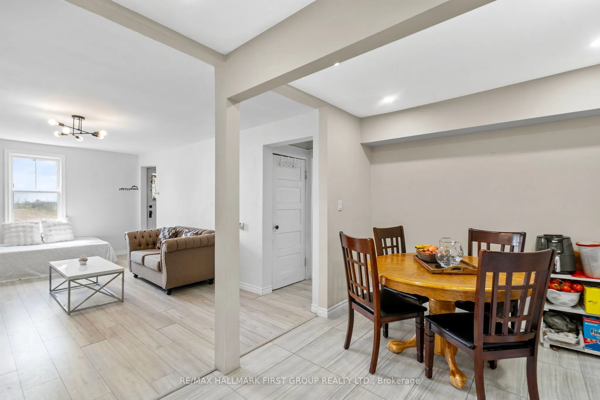 10239 Cochrane Road