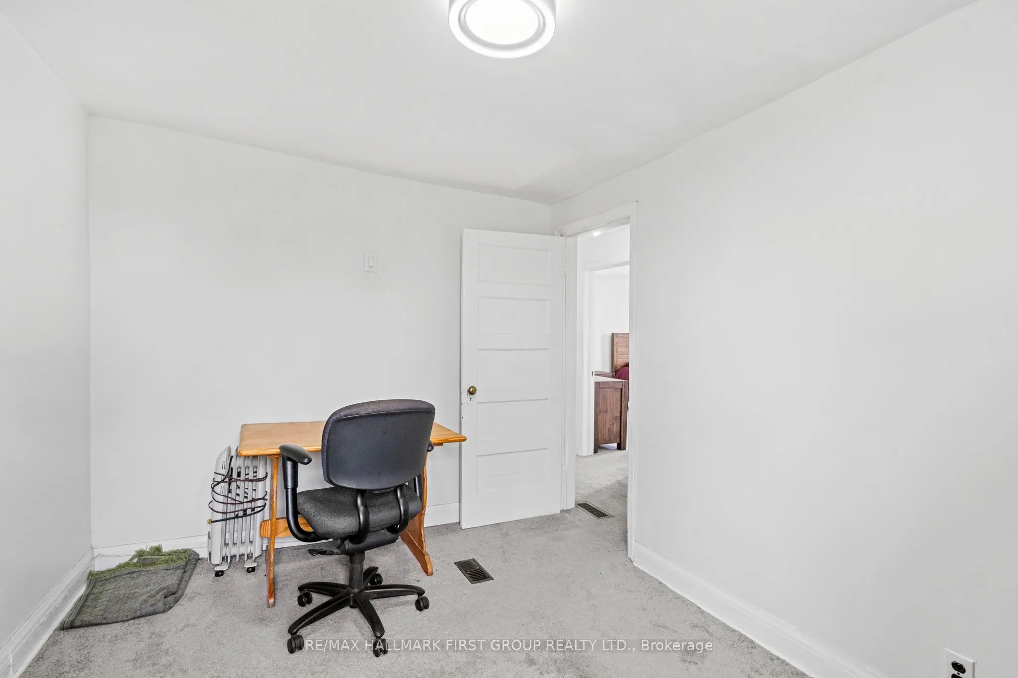 10239 Cochrane Road