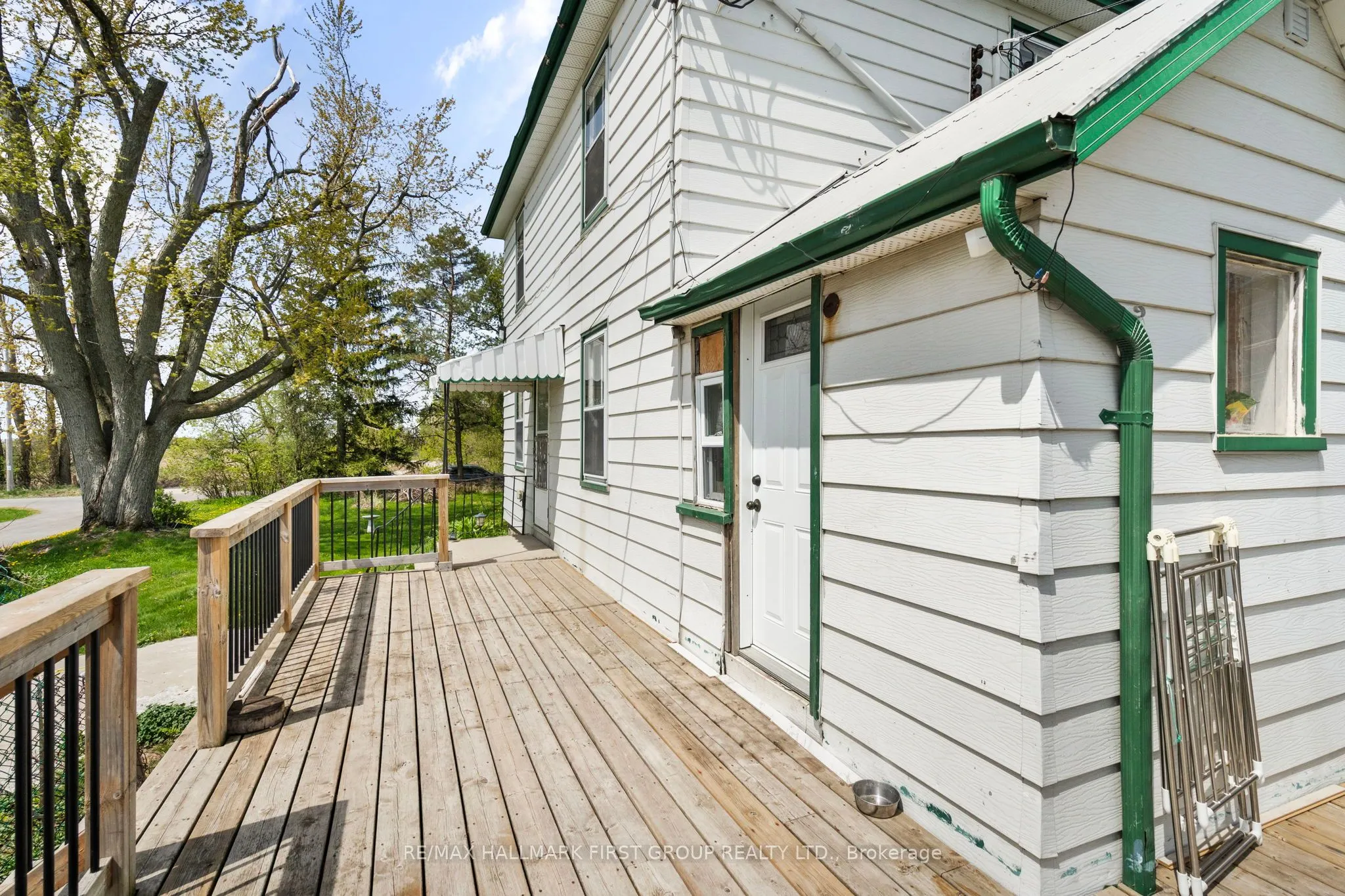 10239 Cochrane Road