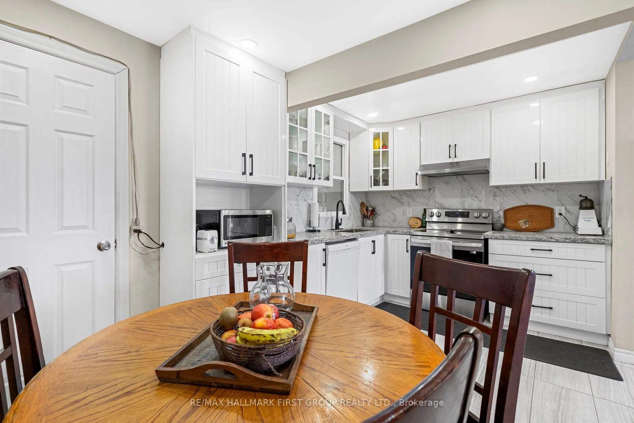 10239 Cochrane Road