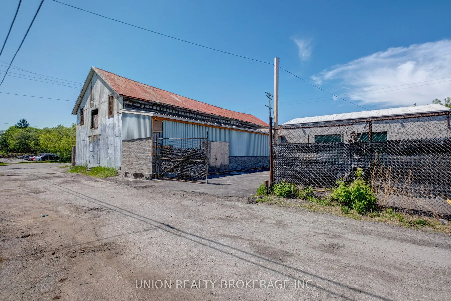723 Albert Street
