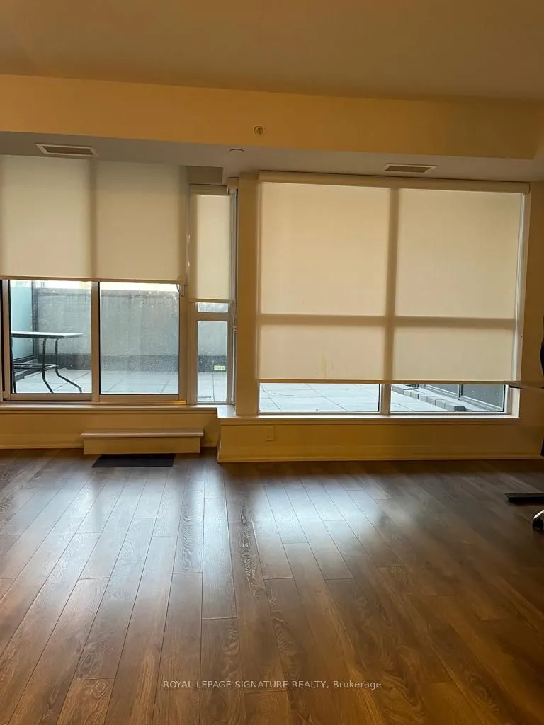 30 Meadowglen Place, #205