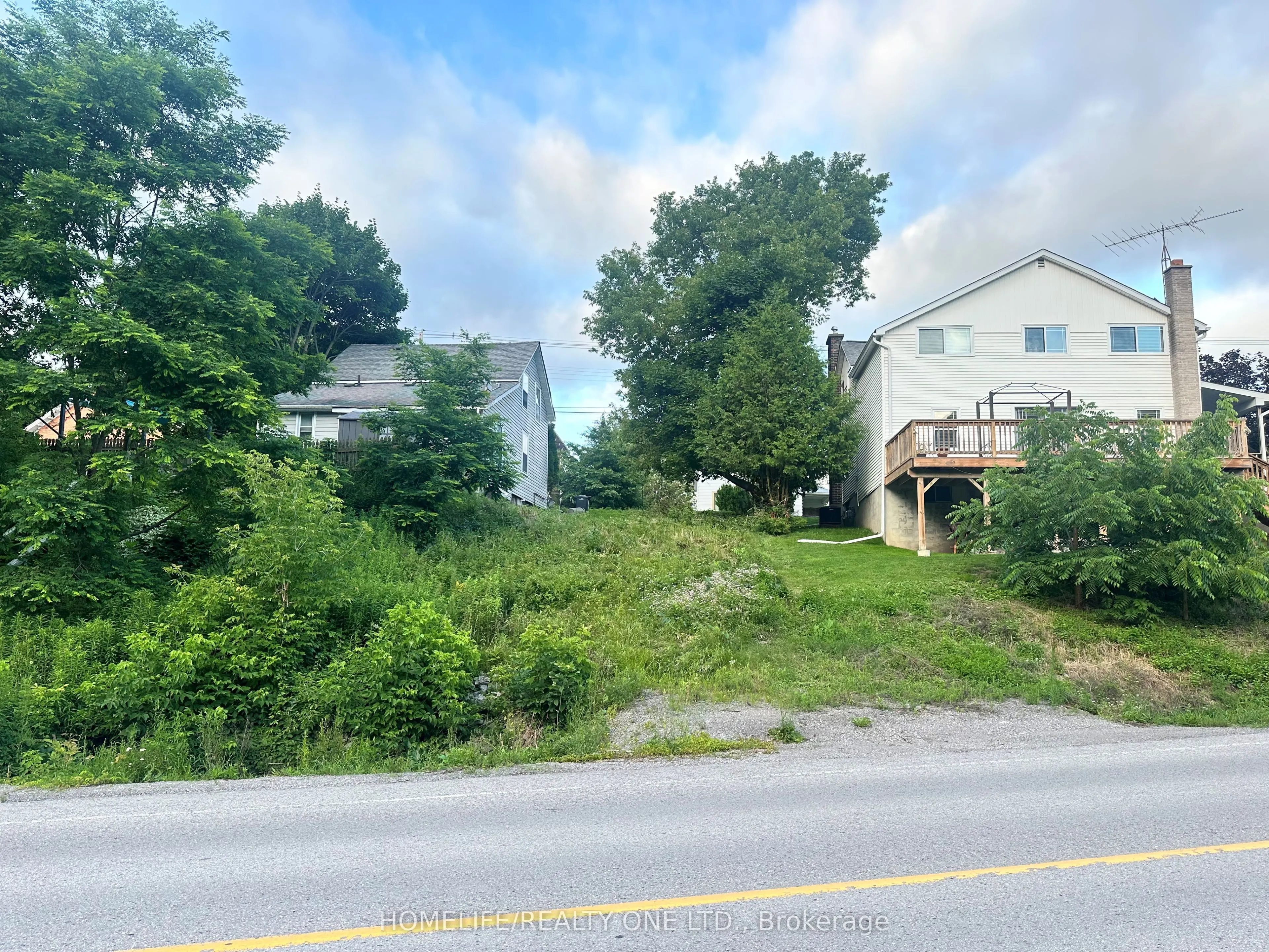 16 Mill Street