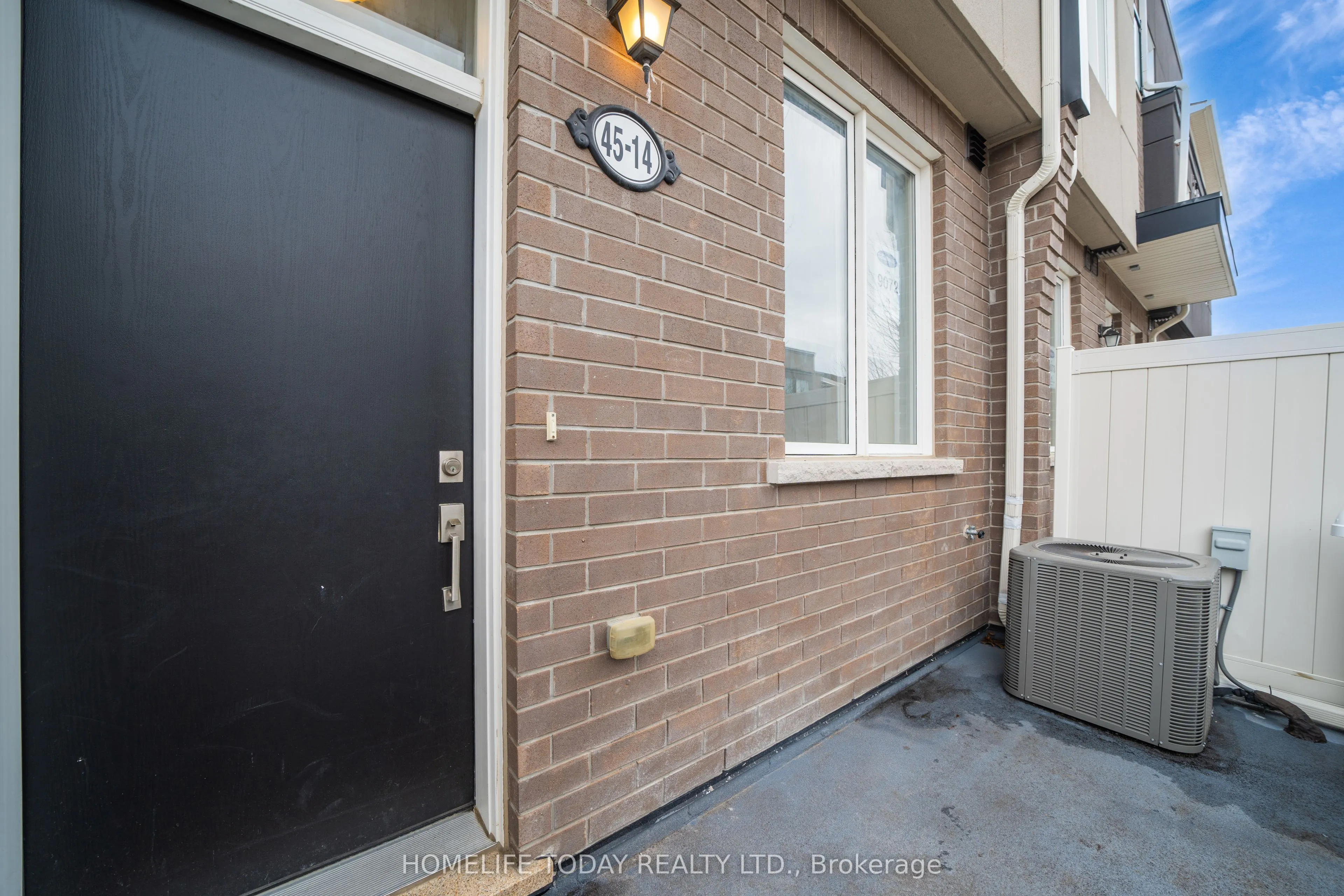 45 Heron Park Place, #14