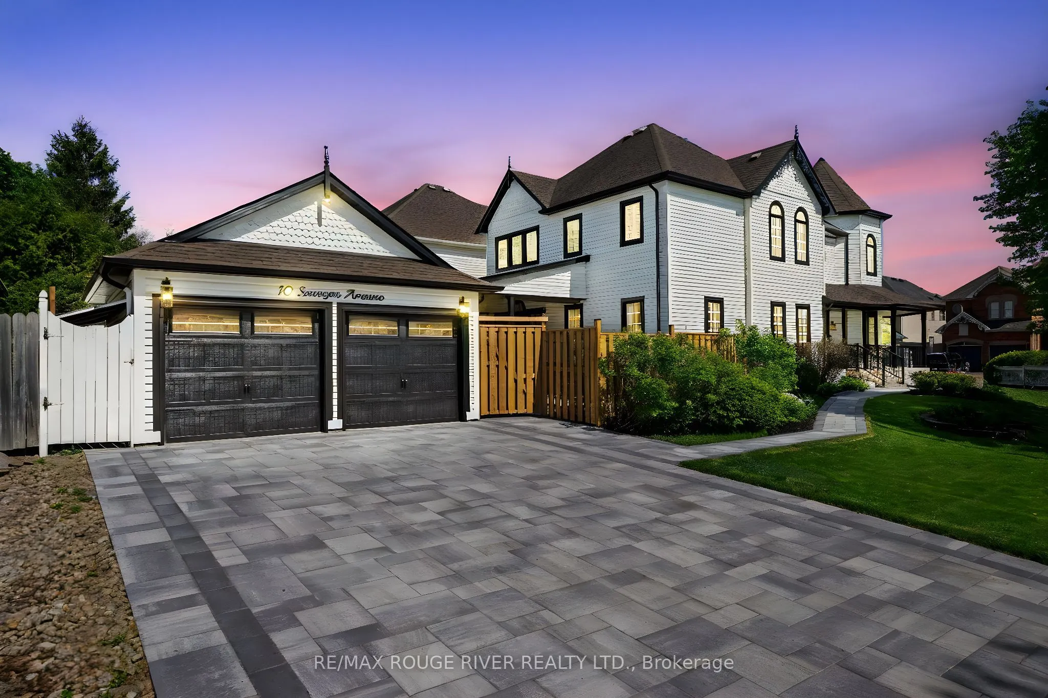 10 Sawyer Avenue