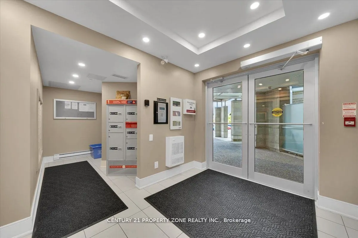 650 Gordon Street, #303