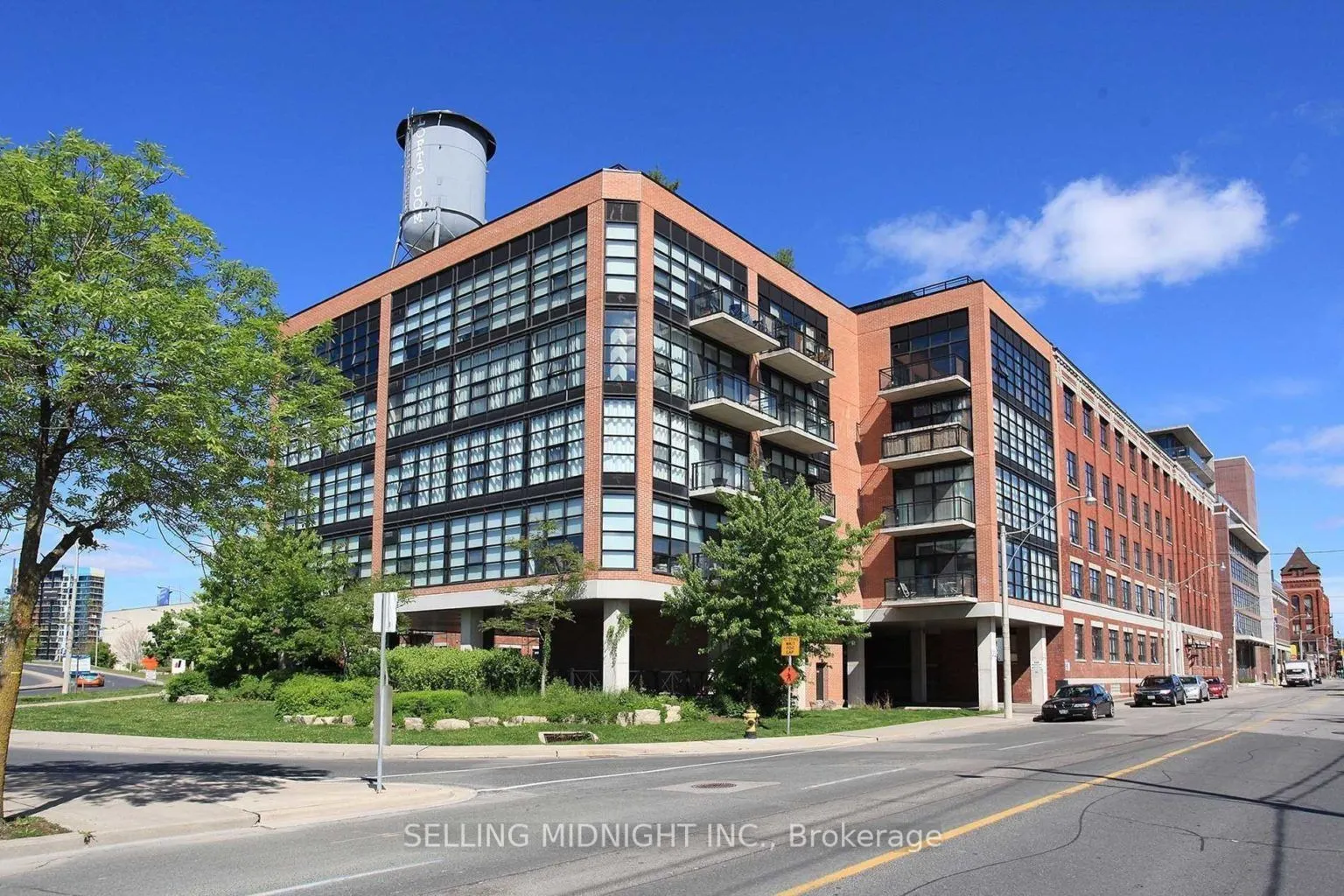 68 Broadview Avenue, #112