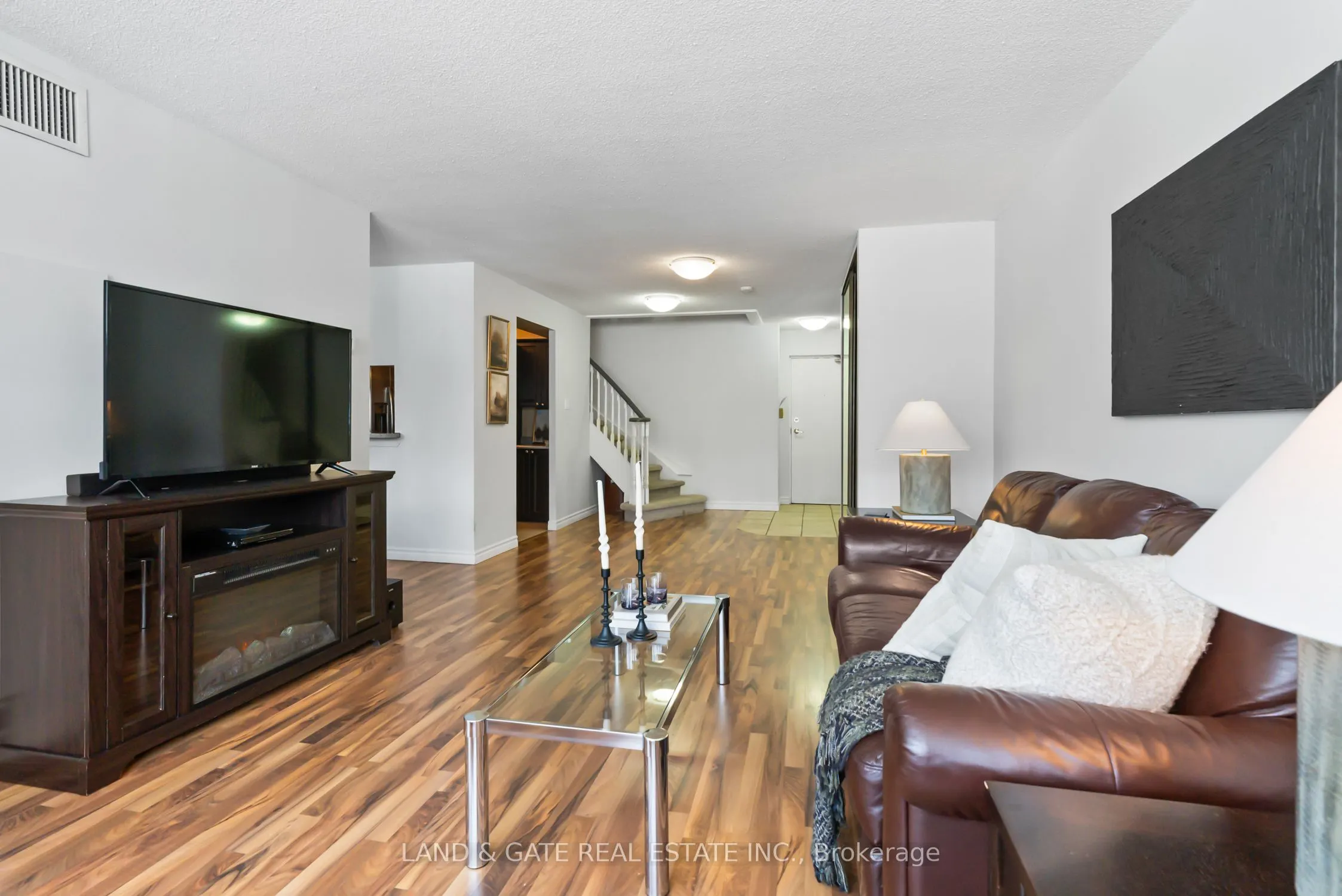 25 Cumberland Lane, #112