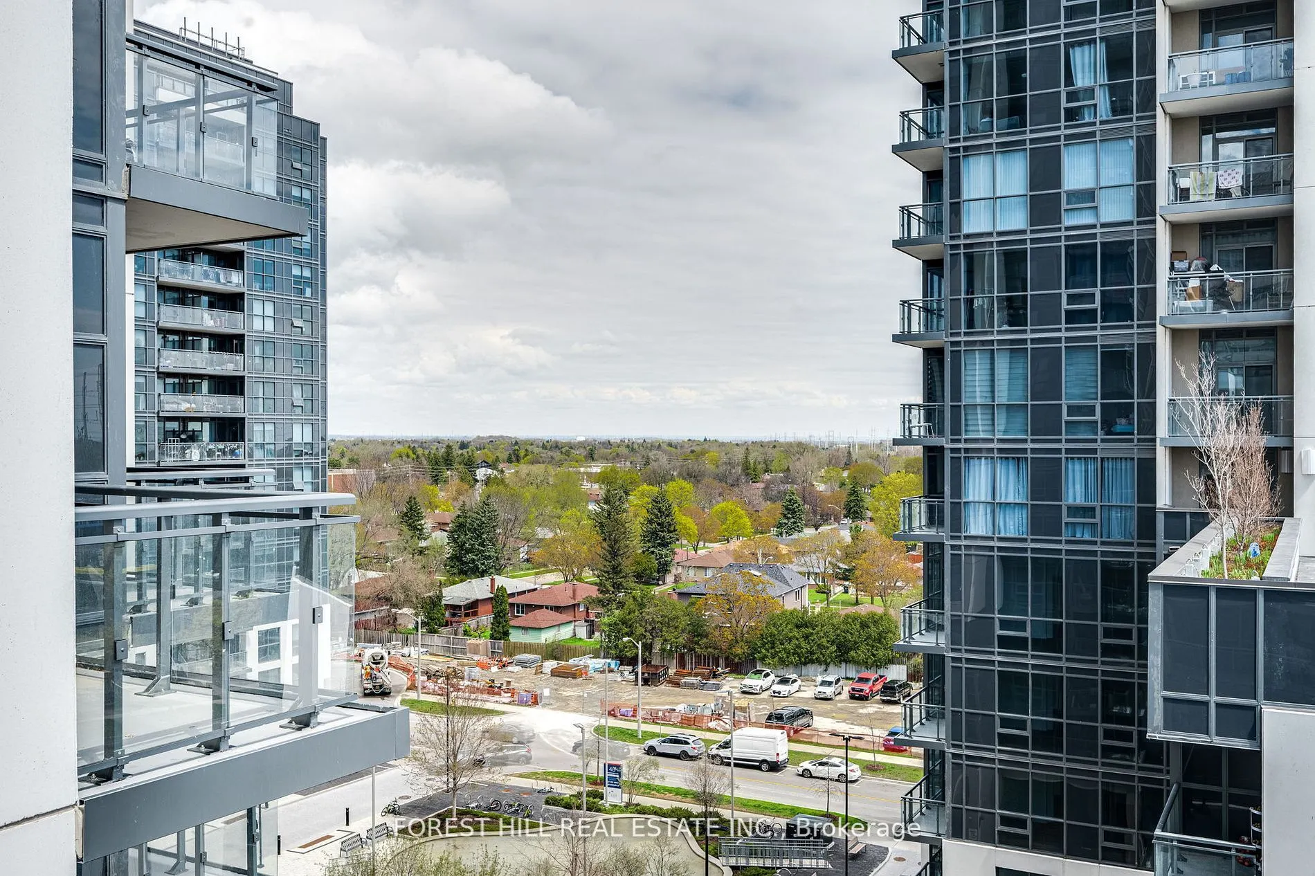 20 Meadowglen Place #826