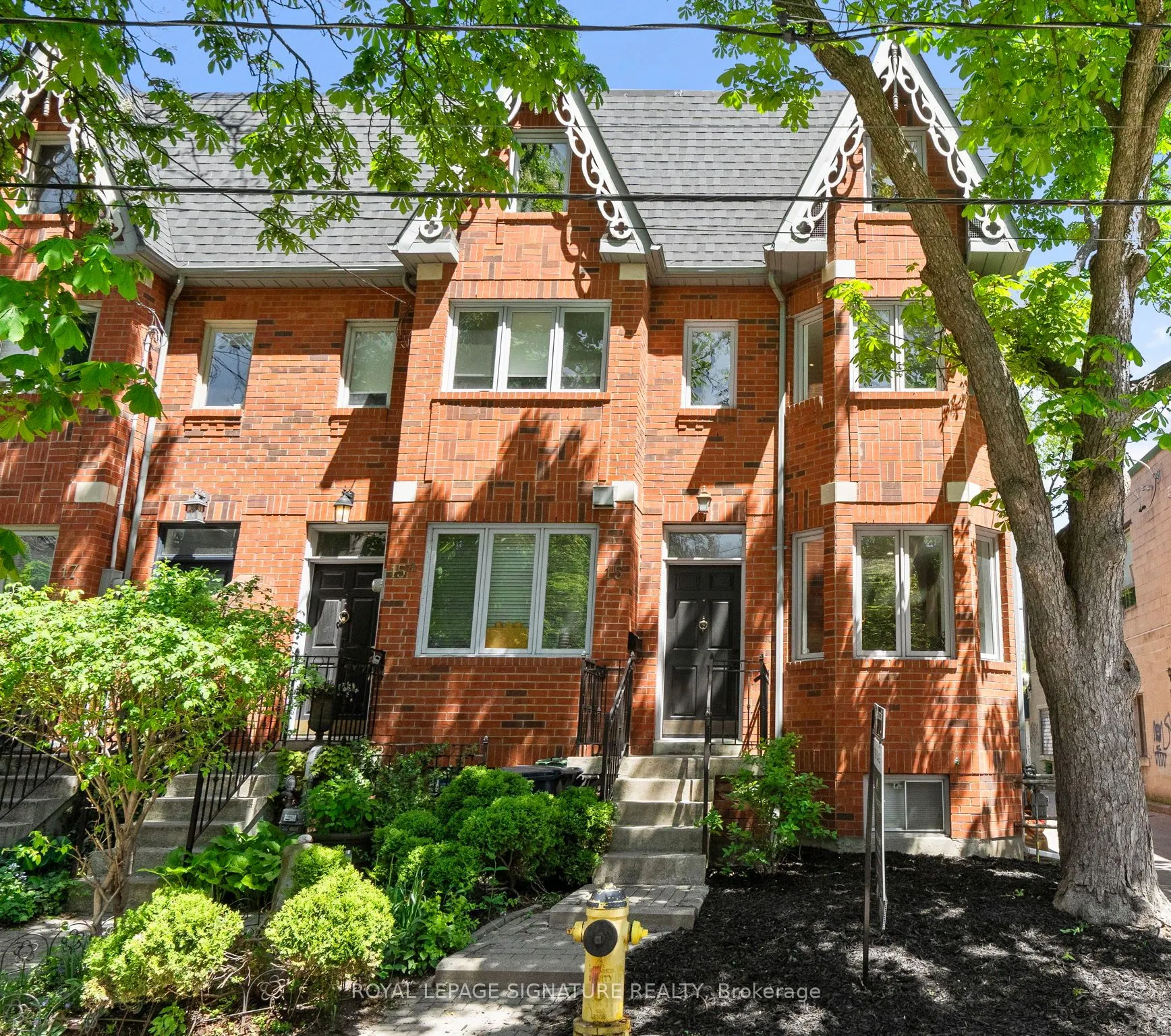 15 Boulton Avenue