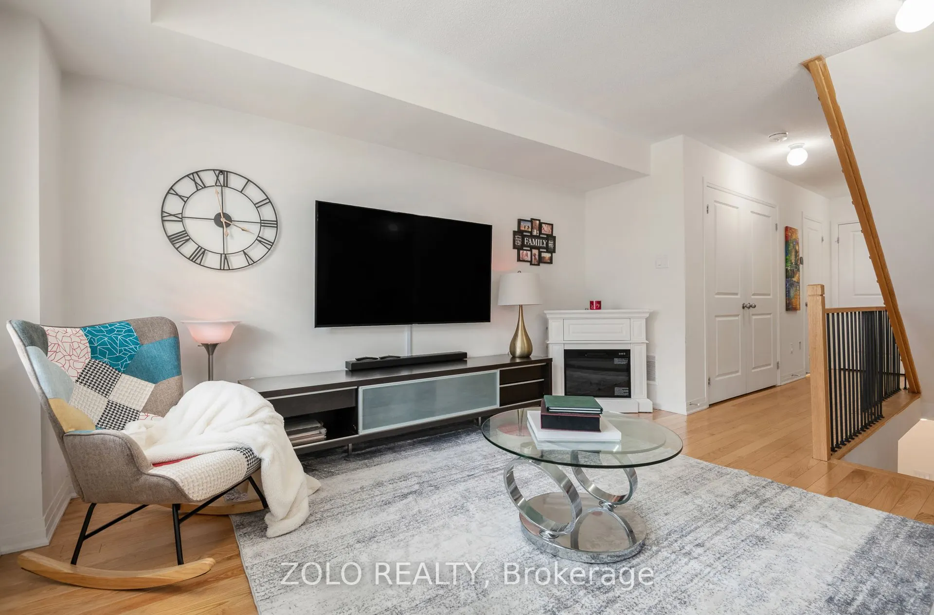 261 LORD ELGIN Lane