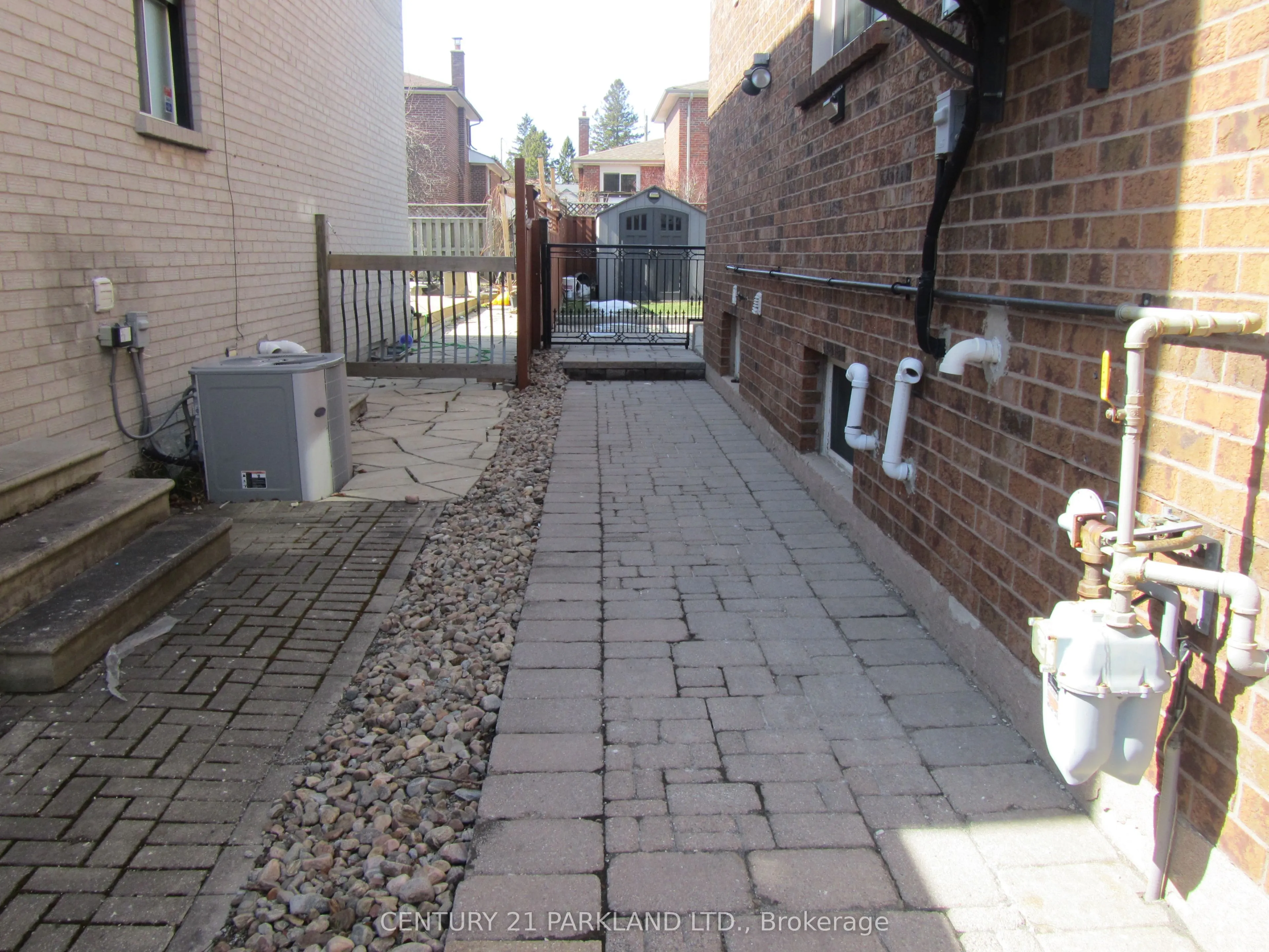 45 Linderwood Drive, #BSMT APT.