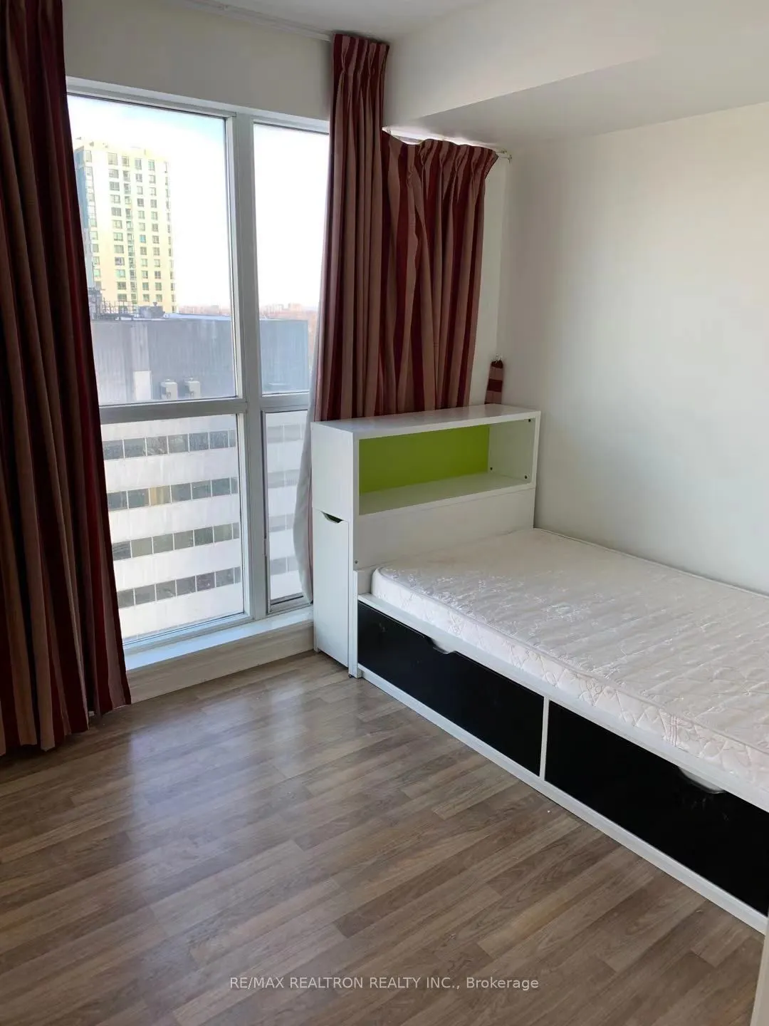70 Town Centre Court, #1402