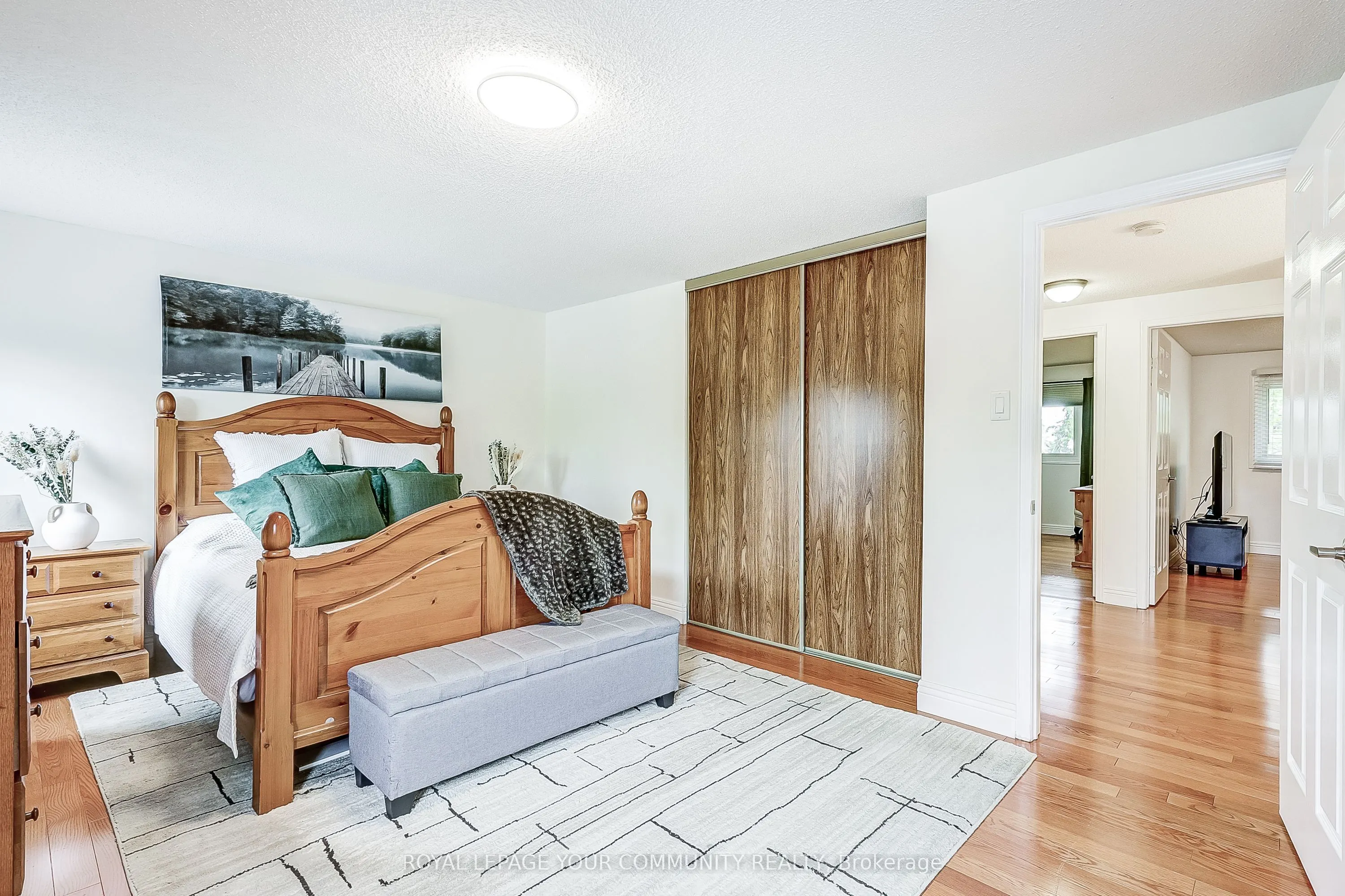 660 Foxwood Trail