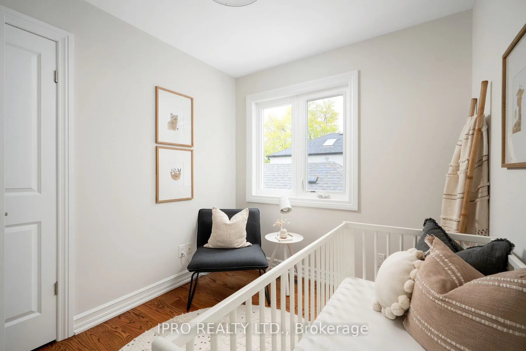 115 Cadorna Avenue