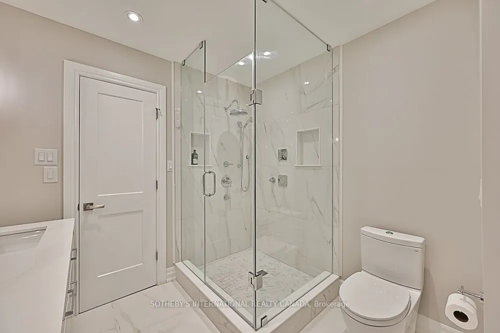 41 Meadowcliffe Drive