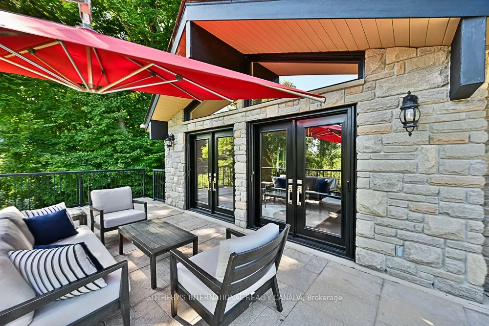 41 Meadowcliffe Drive