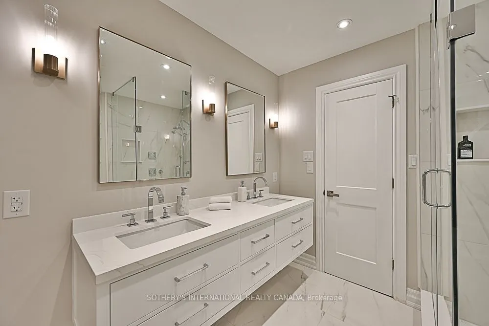 41 Meadowcliffe Drive