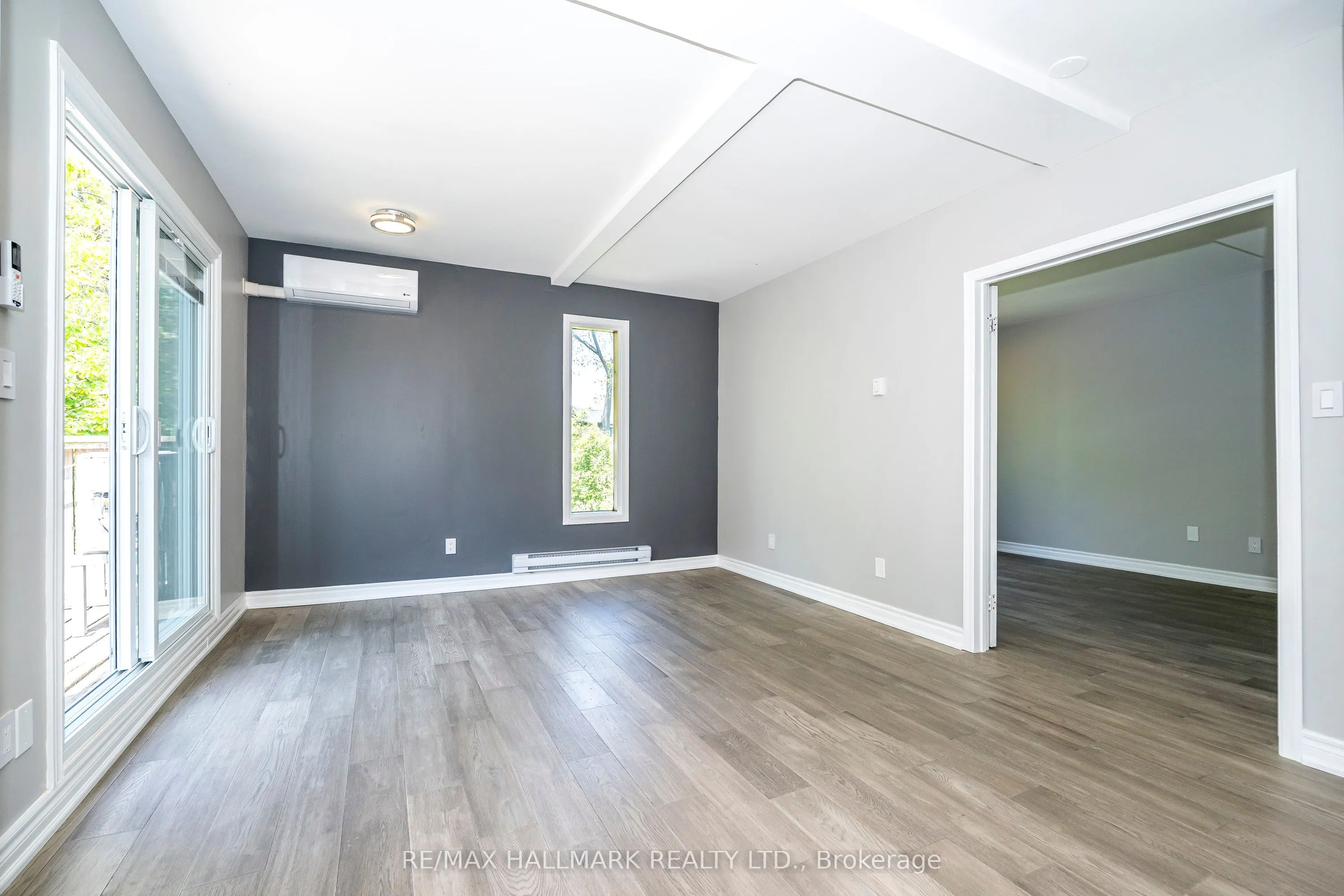 32 Hogarth Avenue, #2