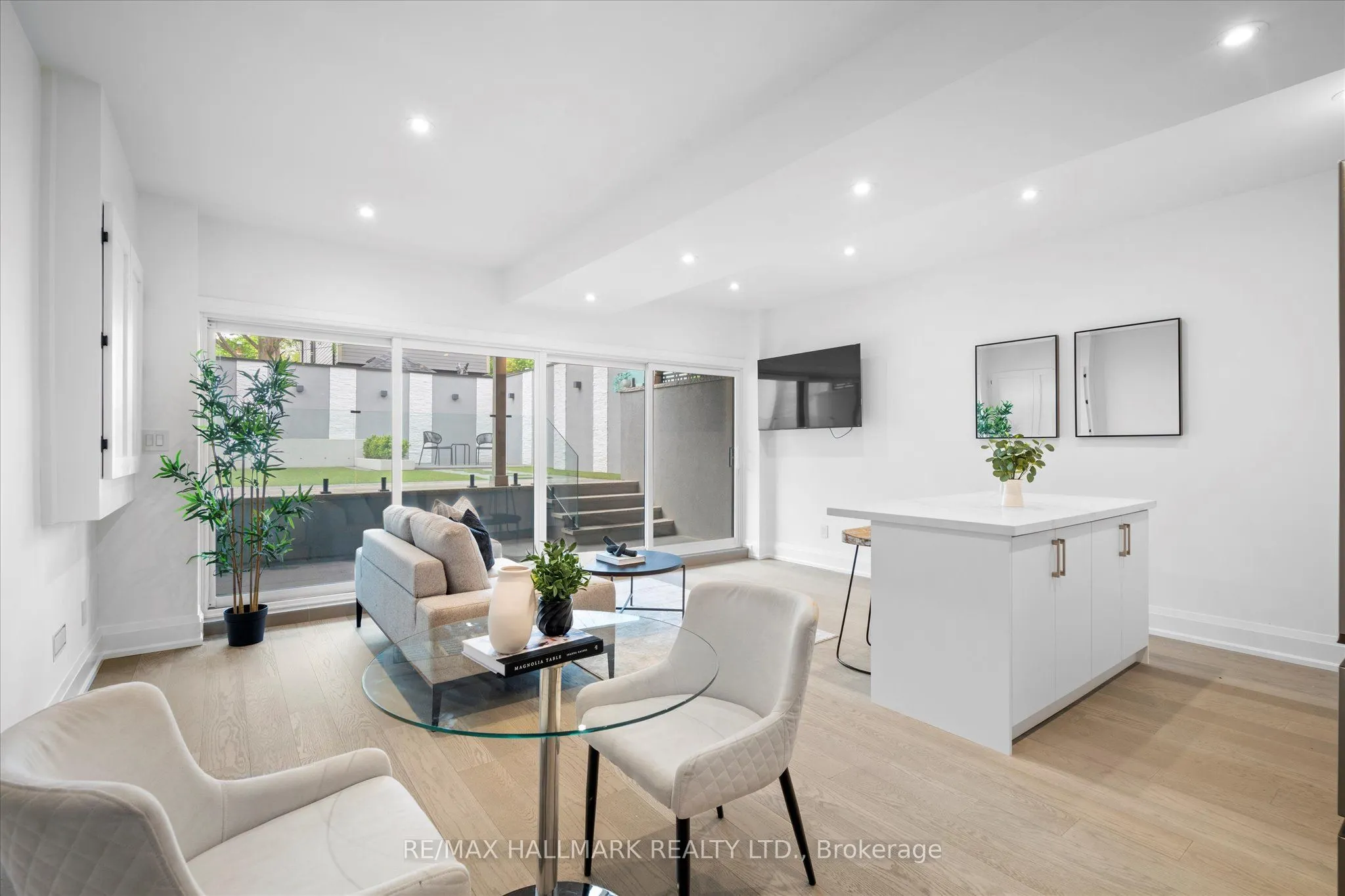 40 Manderley Drive