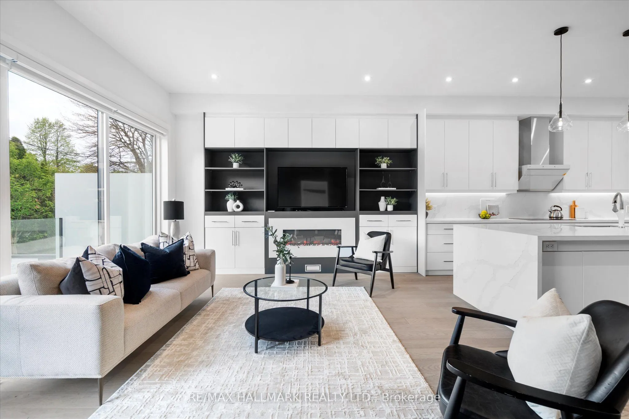 40 Manderley Drive