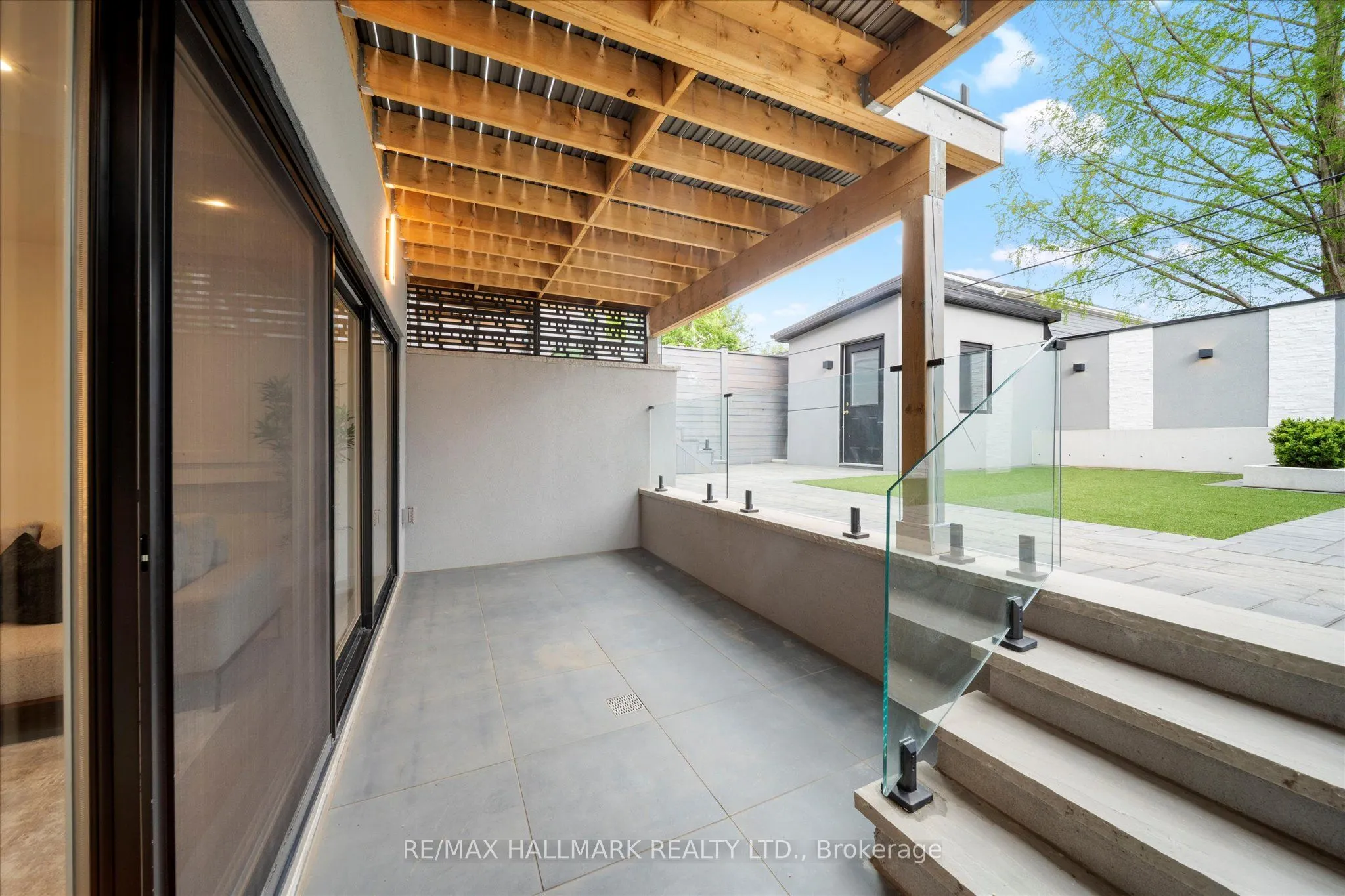 40 Manderley Drive